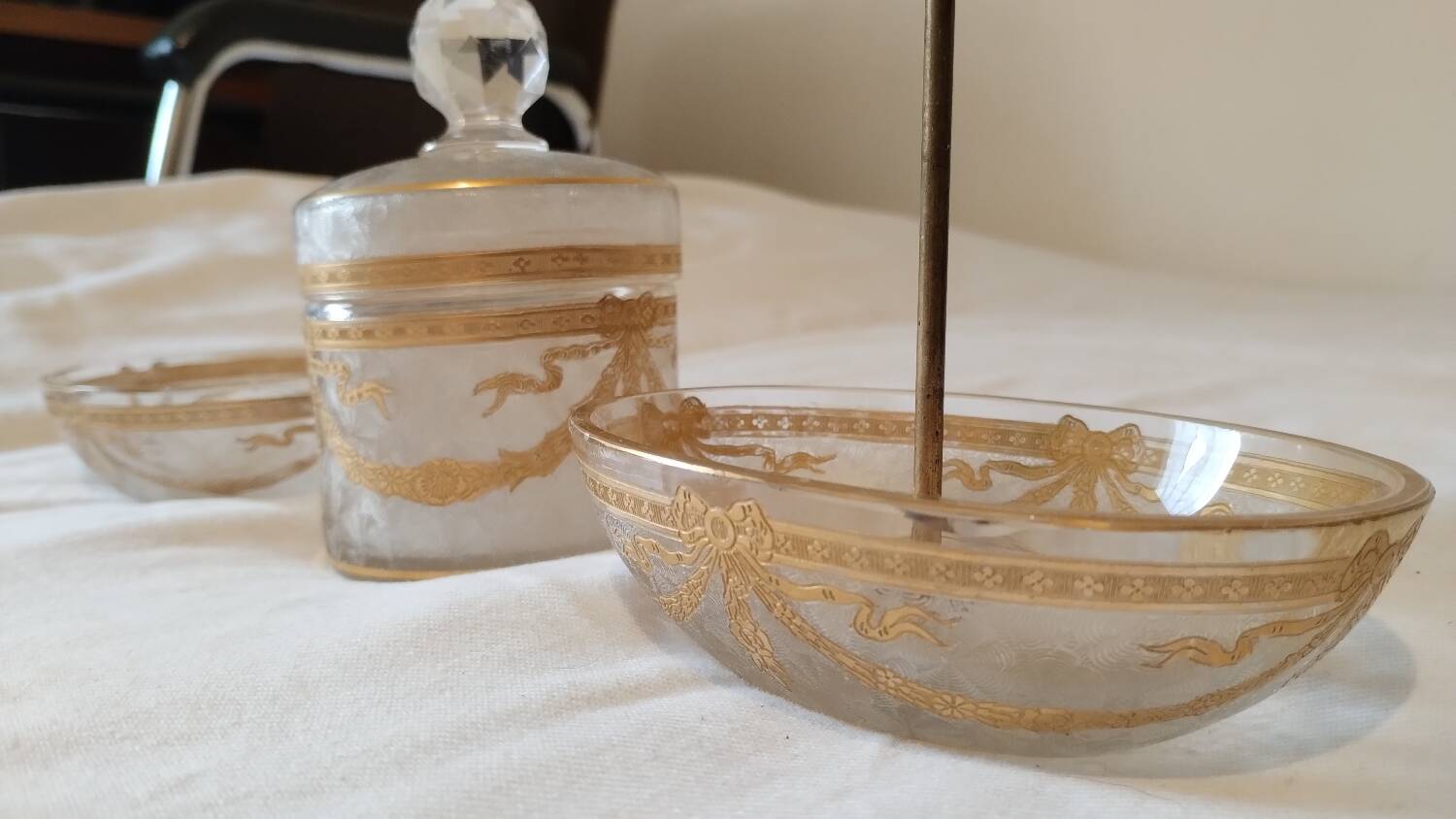 Saint Louis crystal toiletry set