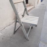 Chaise pliante basse