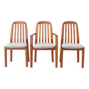 Ensemble de 3 chaises de salle à manger en teck vintage par Dyrlund, danoise, années 1970.