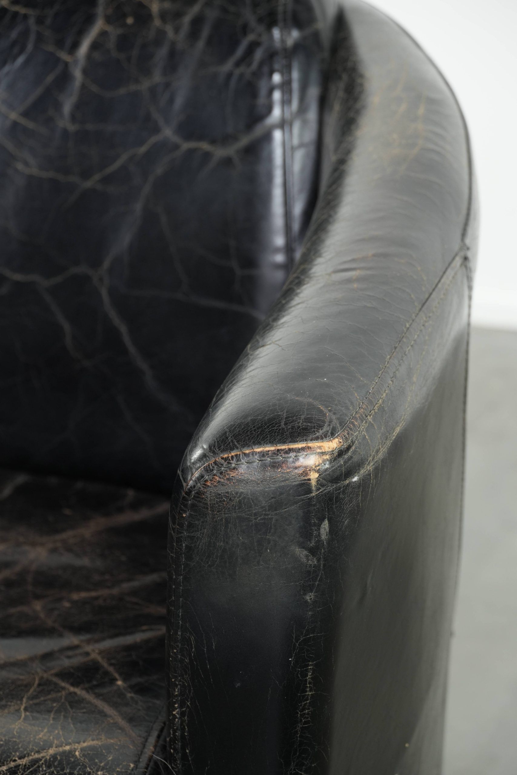 Set of two black vintage cowhide aviator design armchairs