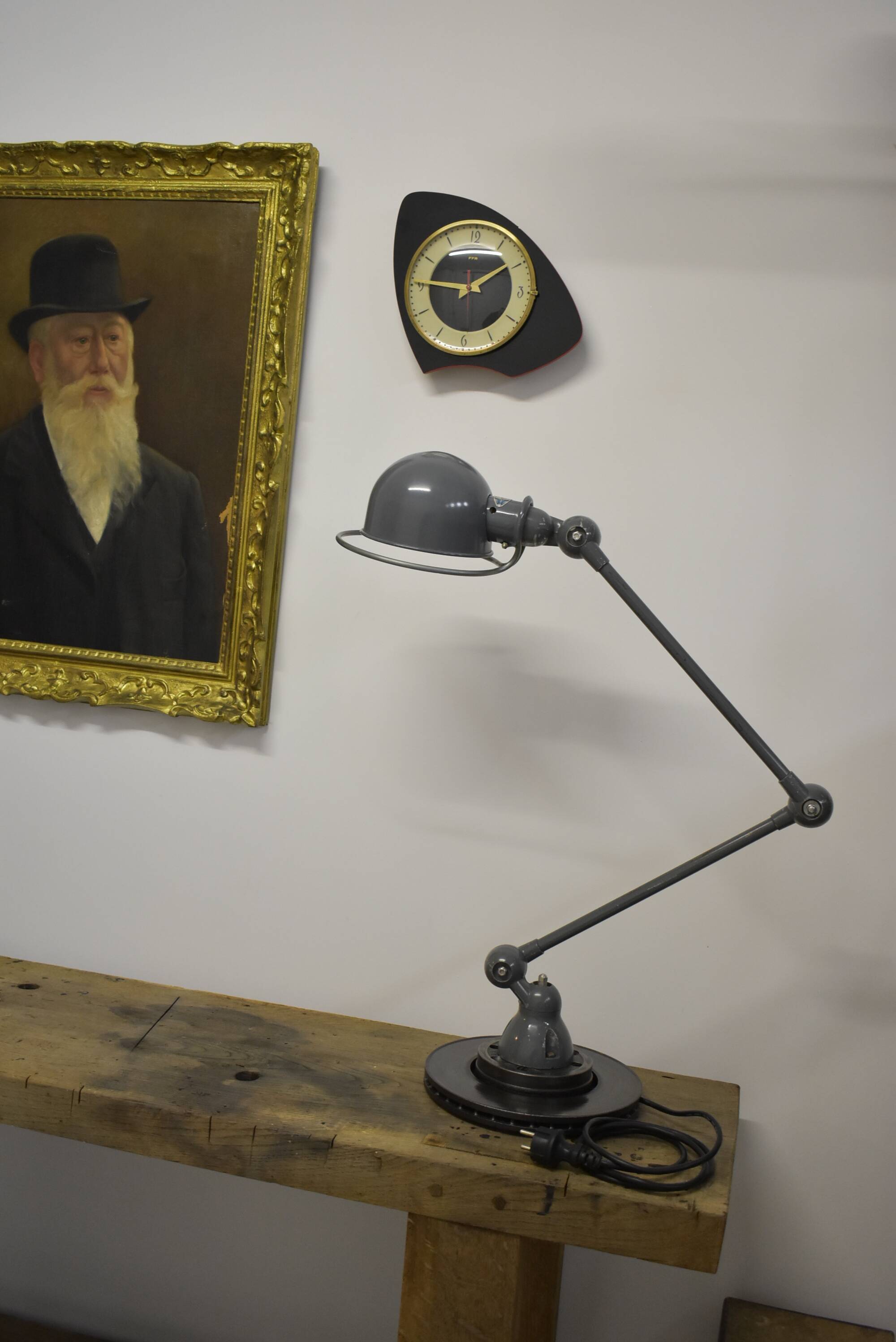 Jielde lamp on industrial metal base