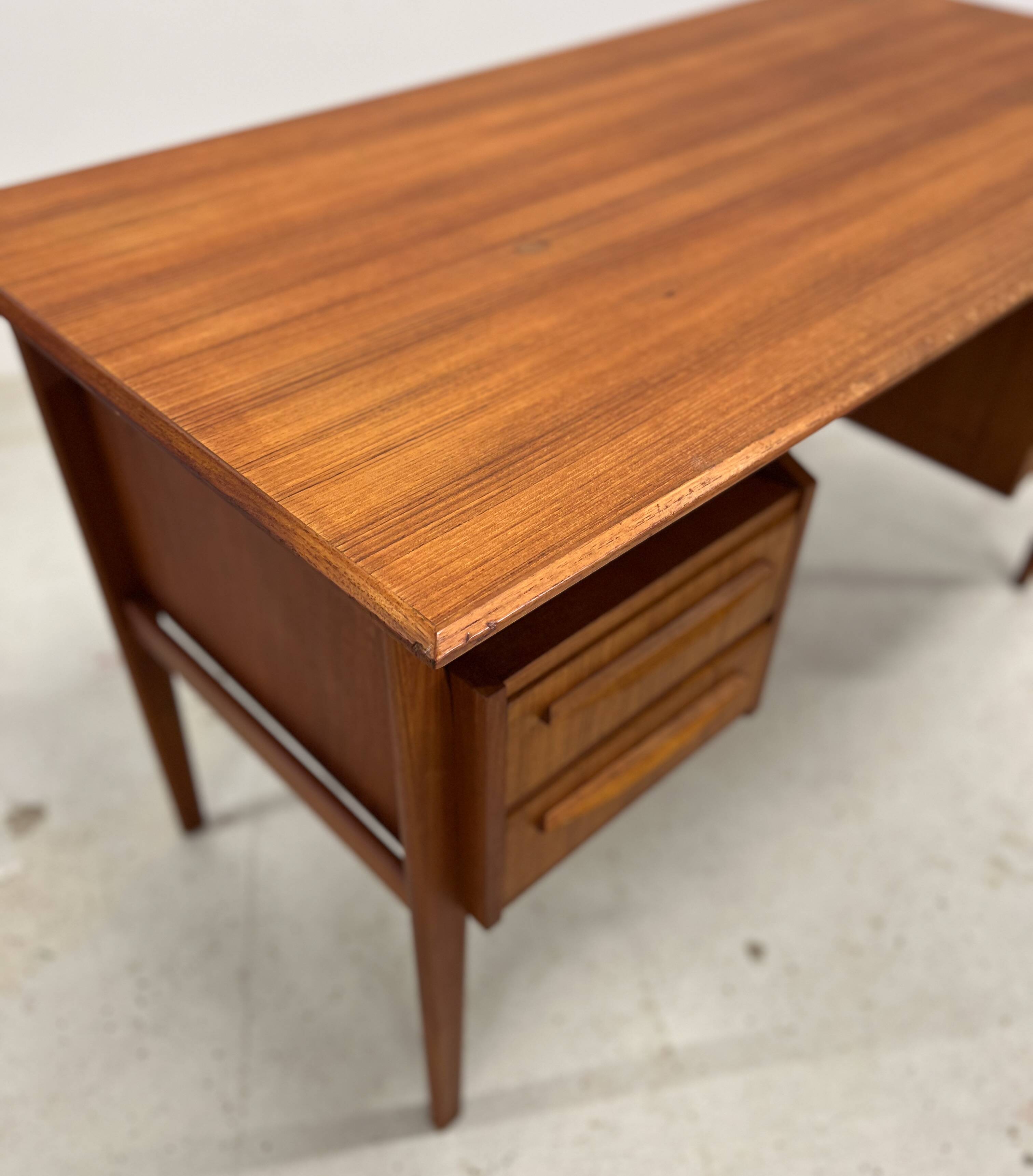 Teak Desk By Gunner Nielsen For Tibergaard, 1960s.