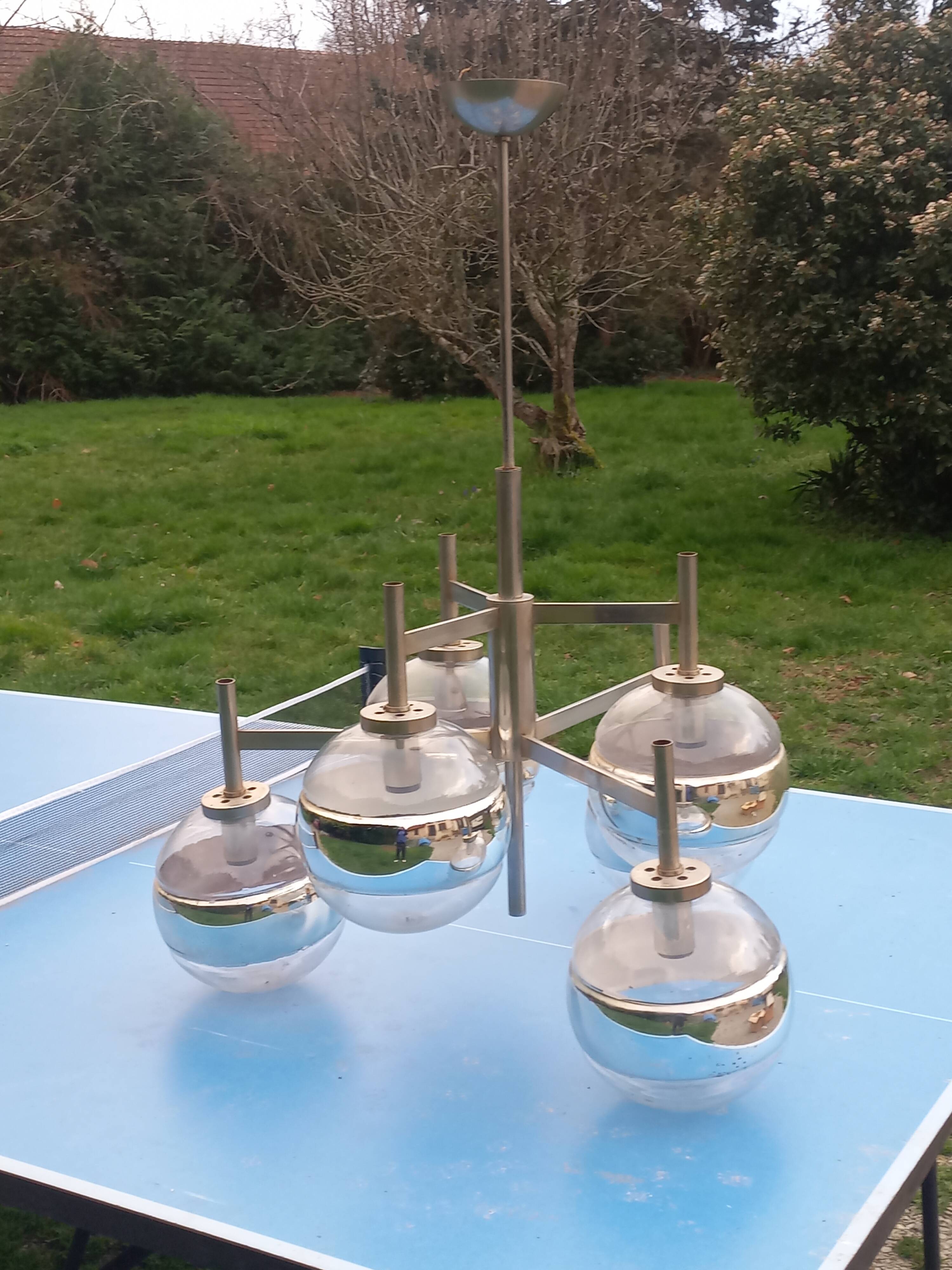 Space age design chandelier from the 70s