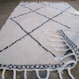 CARPET BENI OUARAIN 100% VIRGIN WOOL MAKES A NEW HAND