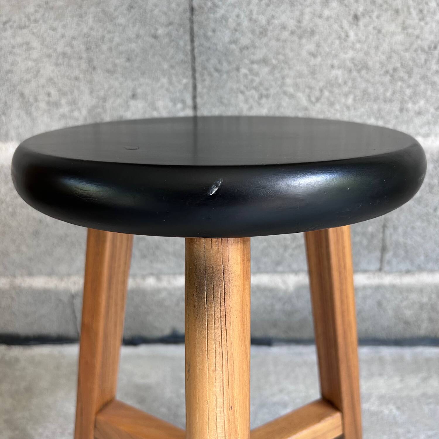 Tabouret tripode AMPM