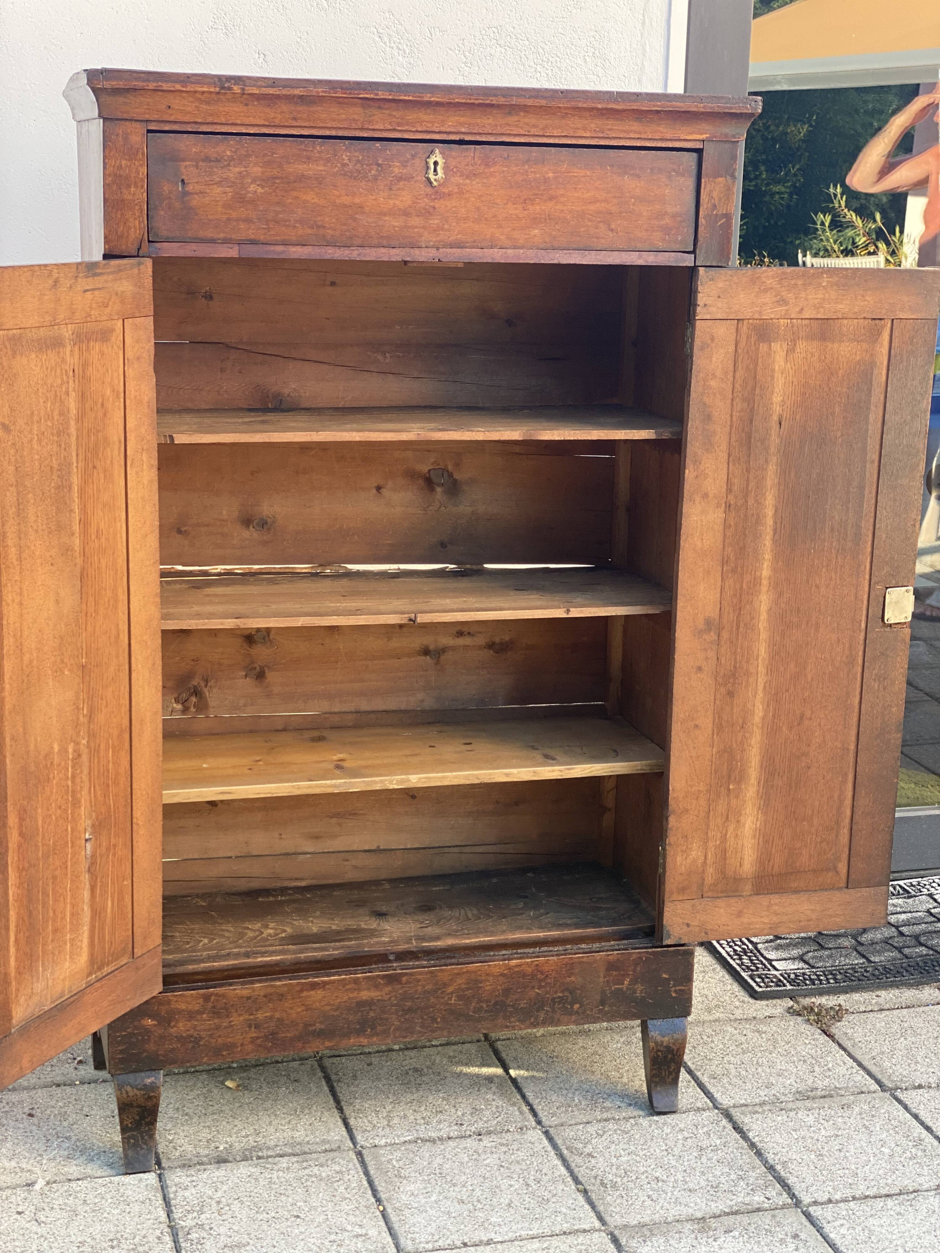 Biedermeier style oak wood cabinet