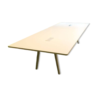 VITRA - Joyn meeting table