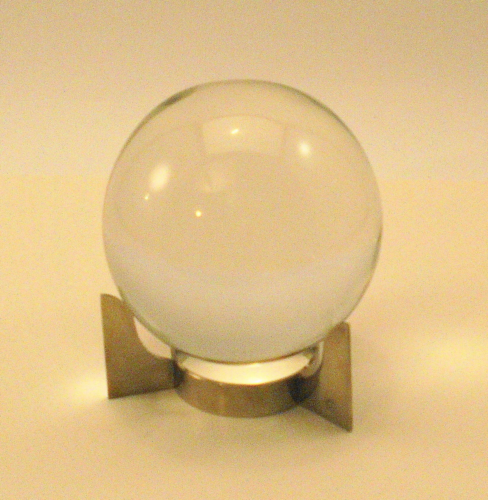 Boule de cristal modele Sirius signée Baccarat