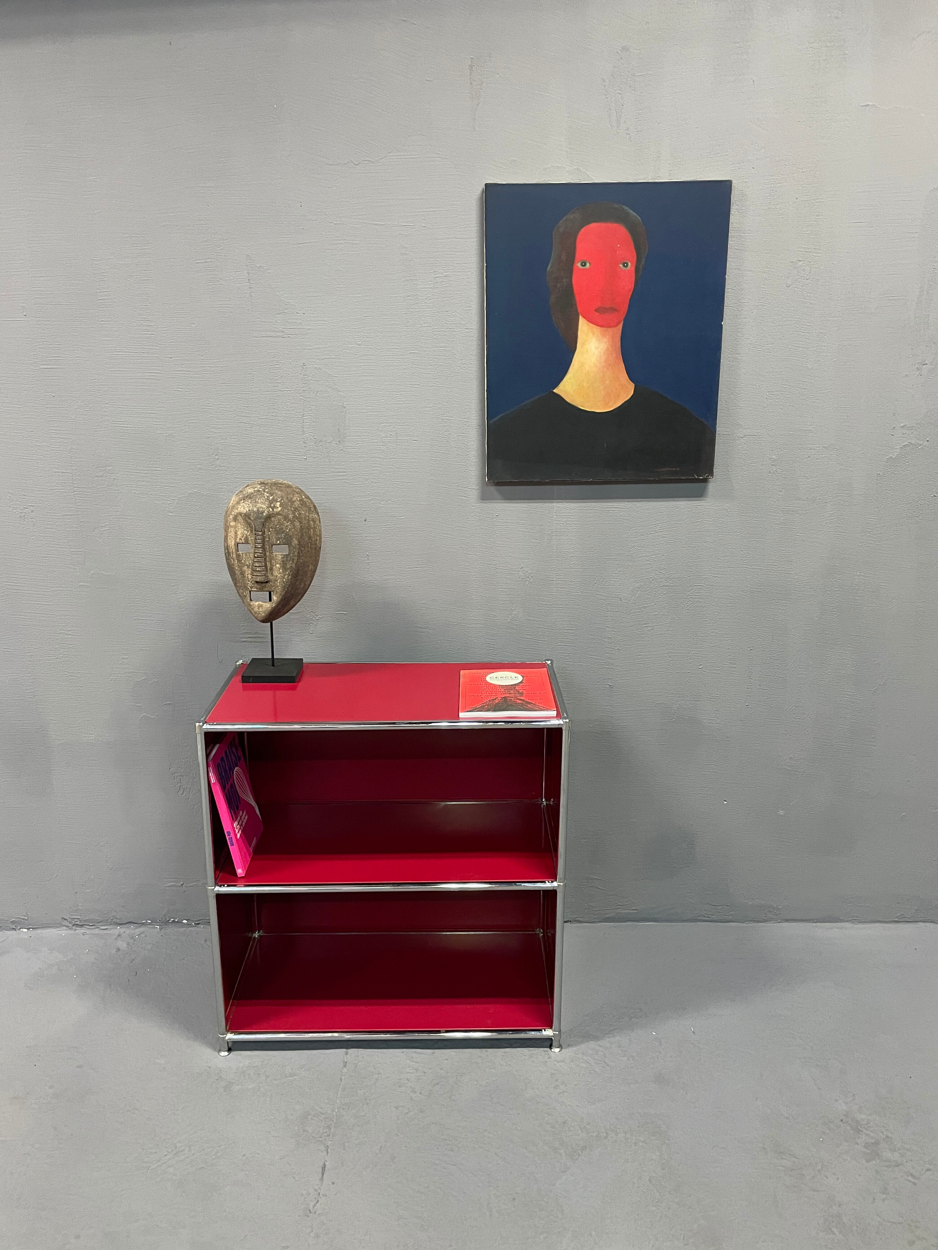 Red USM Haller Library