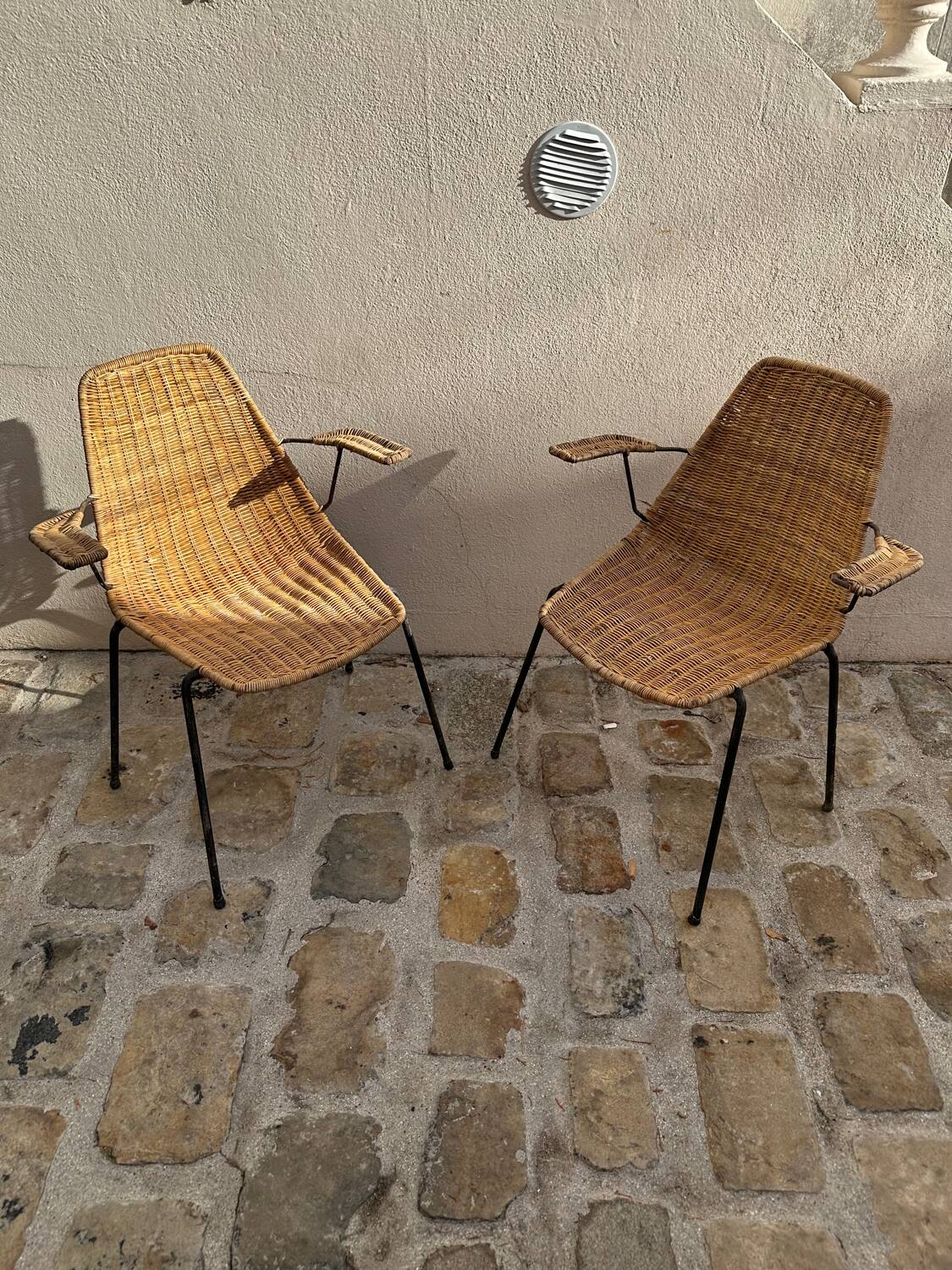 Paire de fauteuils en rotin et métal -1950/1960