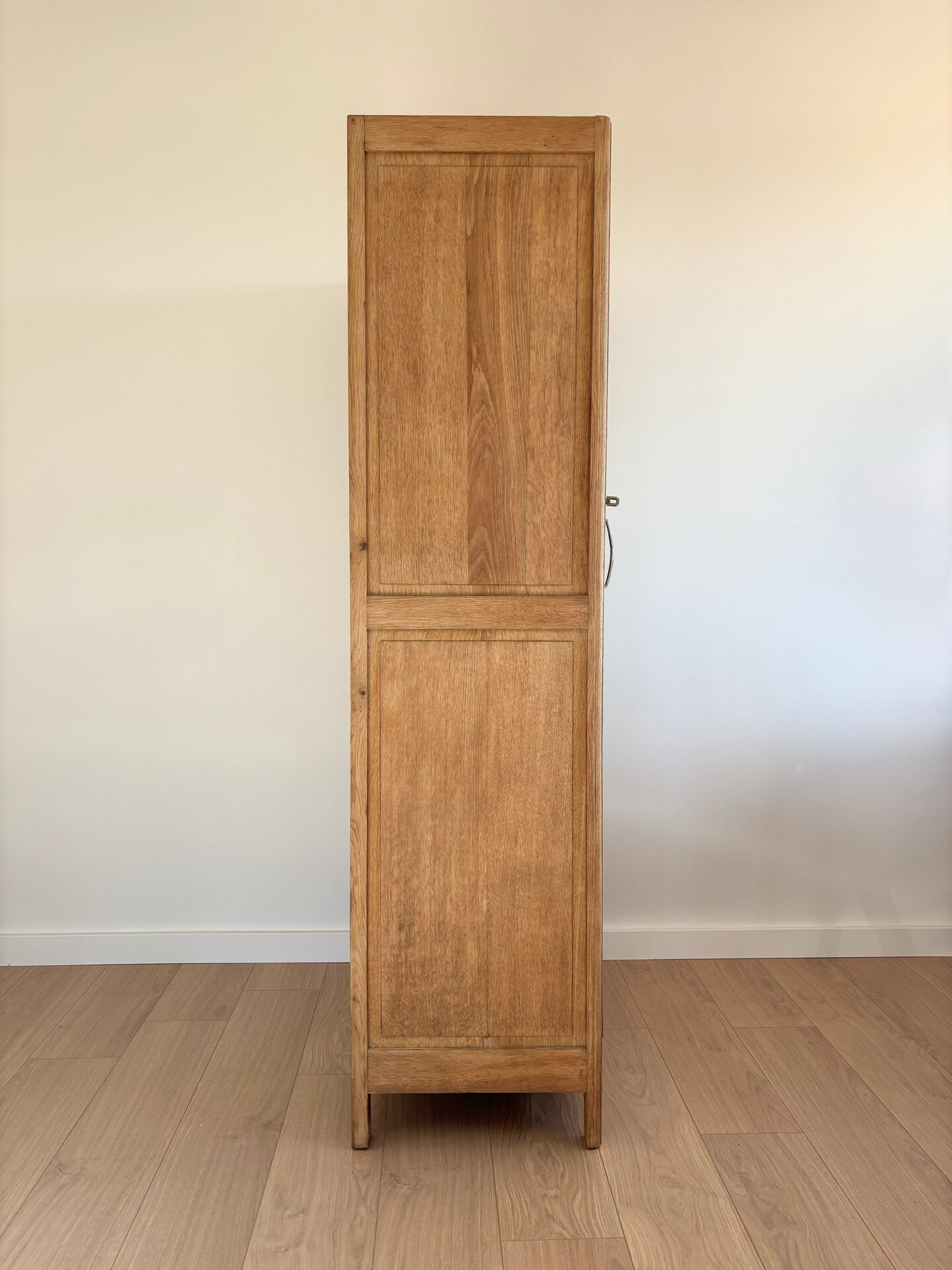 Art Deco oak wood bonnetière wardrobe, renovated.