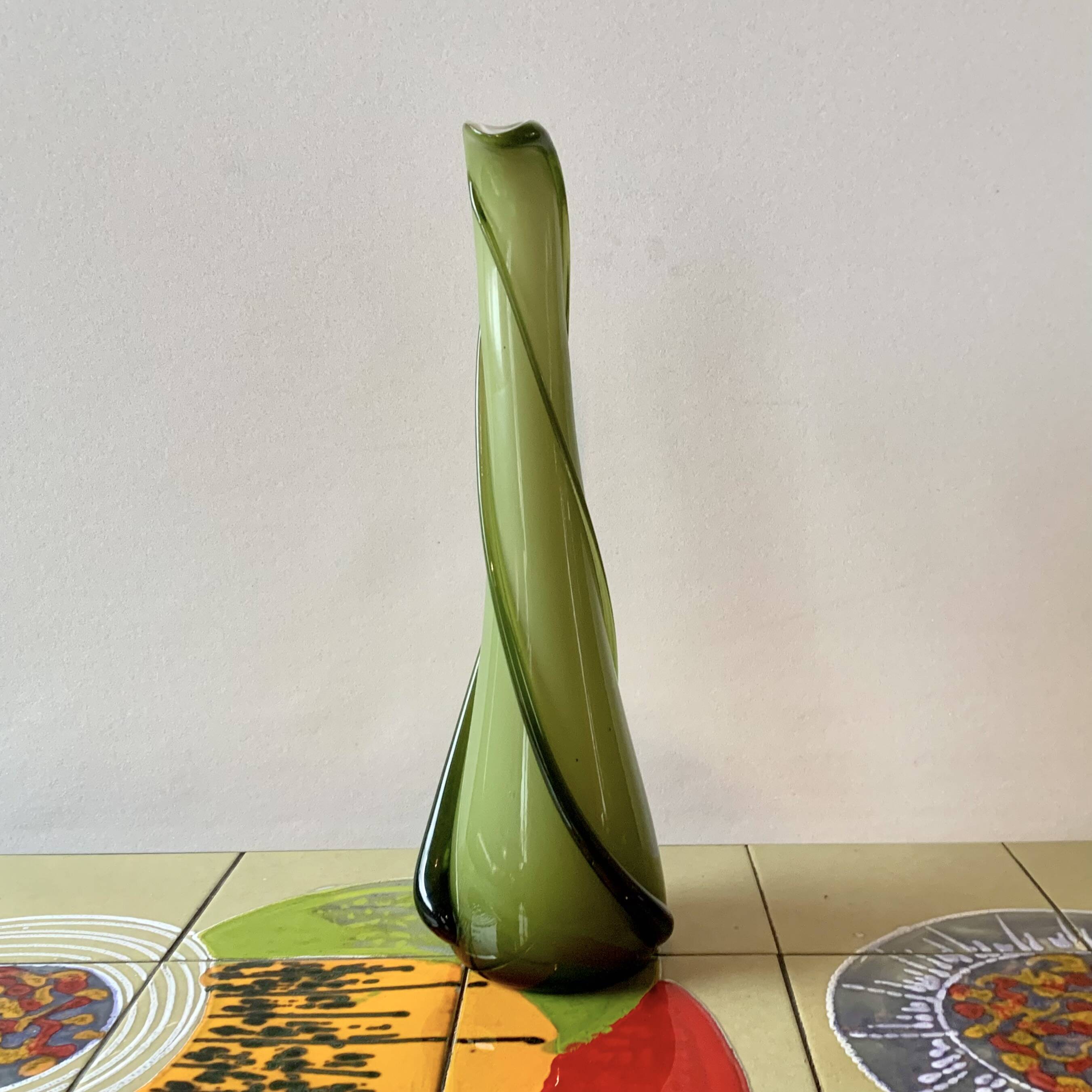 Vintage vase in green blown glass - Fratelli Betti Cristallerie - Empoli