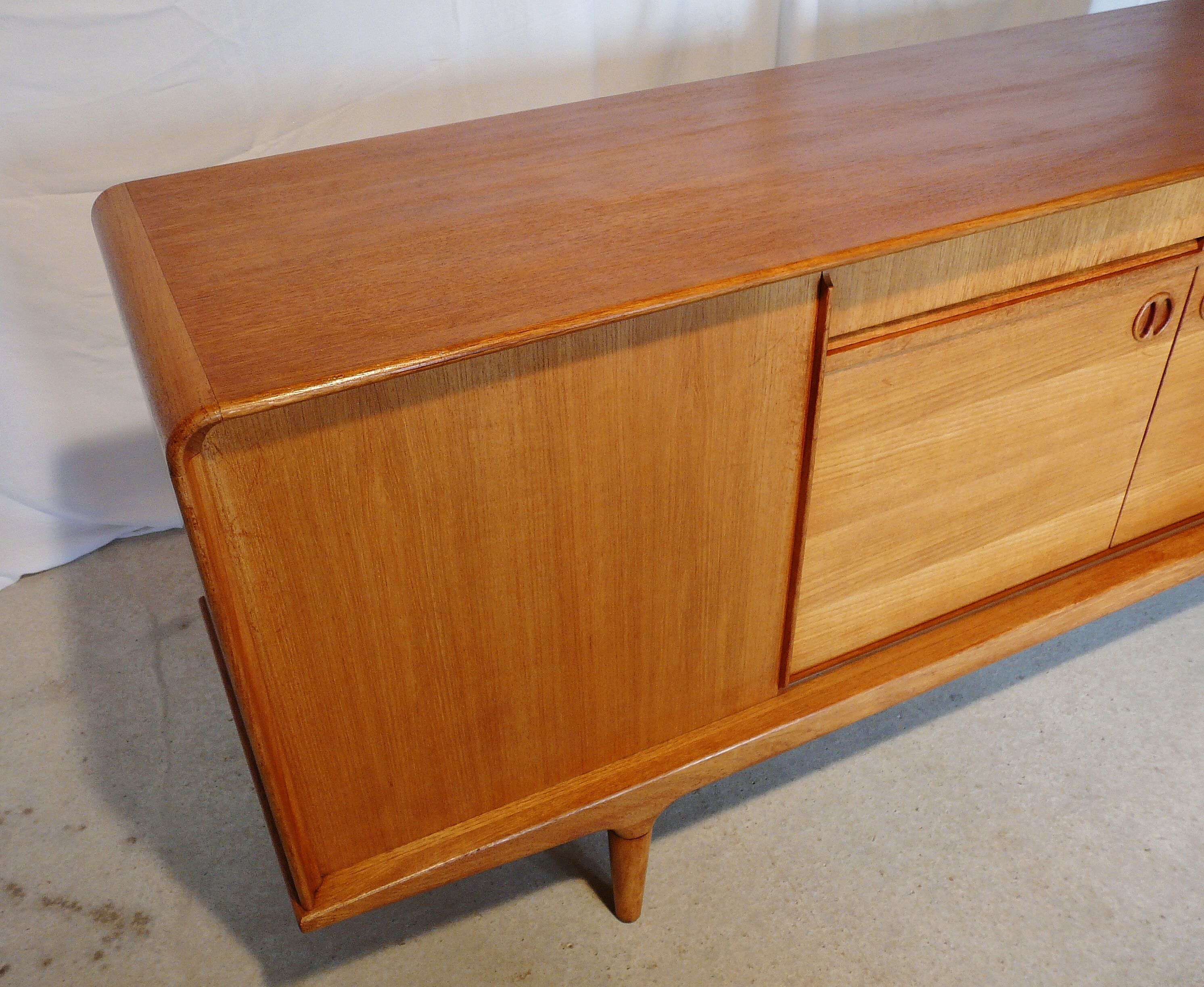 Clausen's Scandinavian teak line - sound