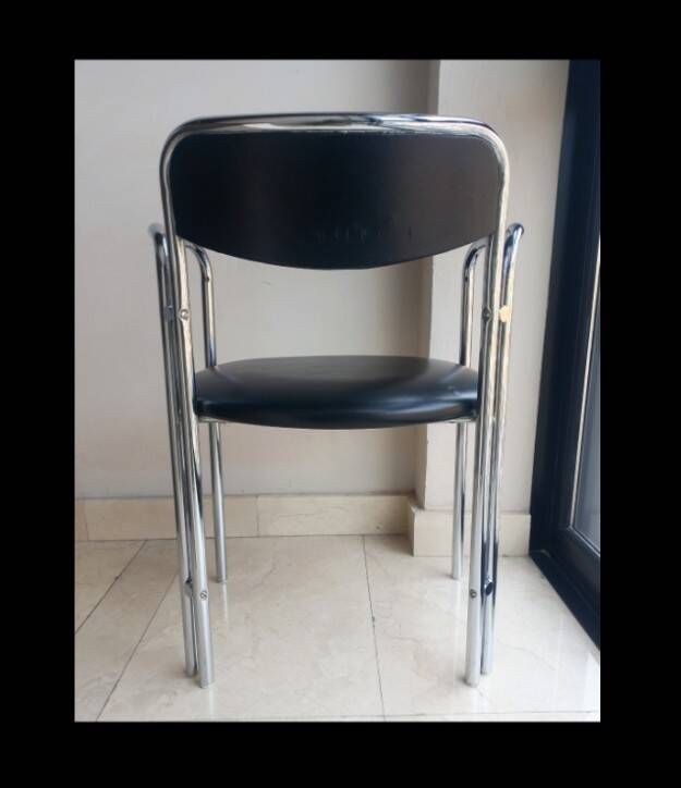 Set 2 mid century dining chairs