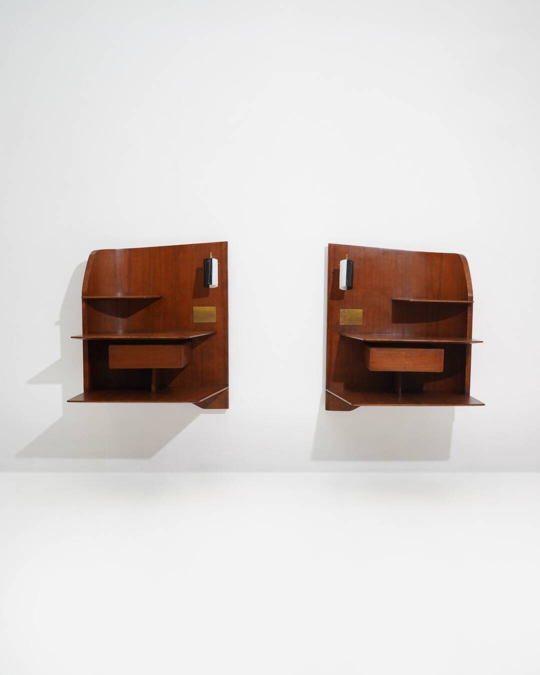 Pair of wall-mounted nightstand by Gio Ponti for Dassi, 1960s