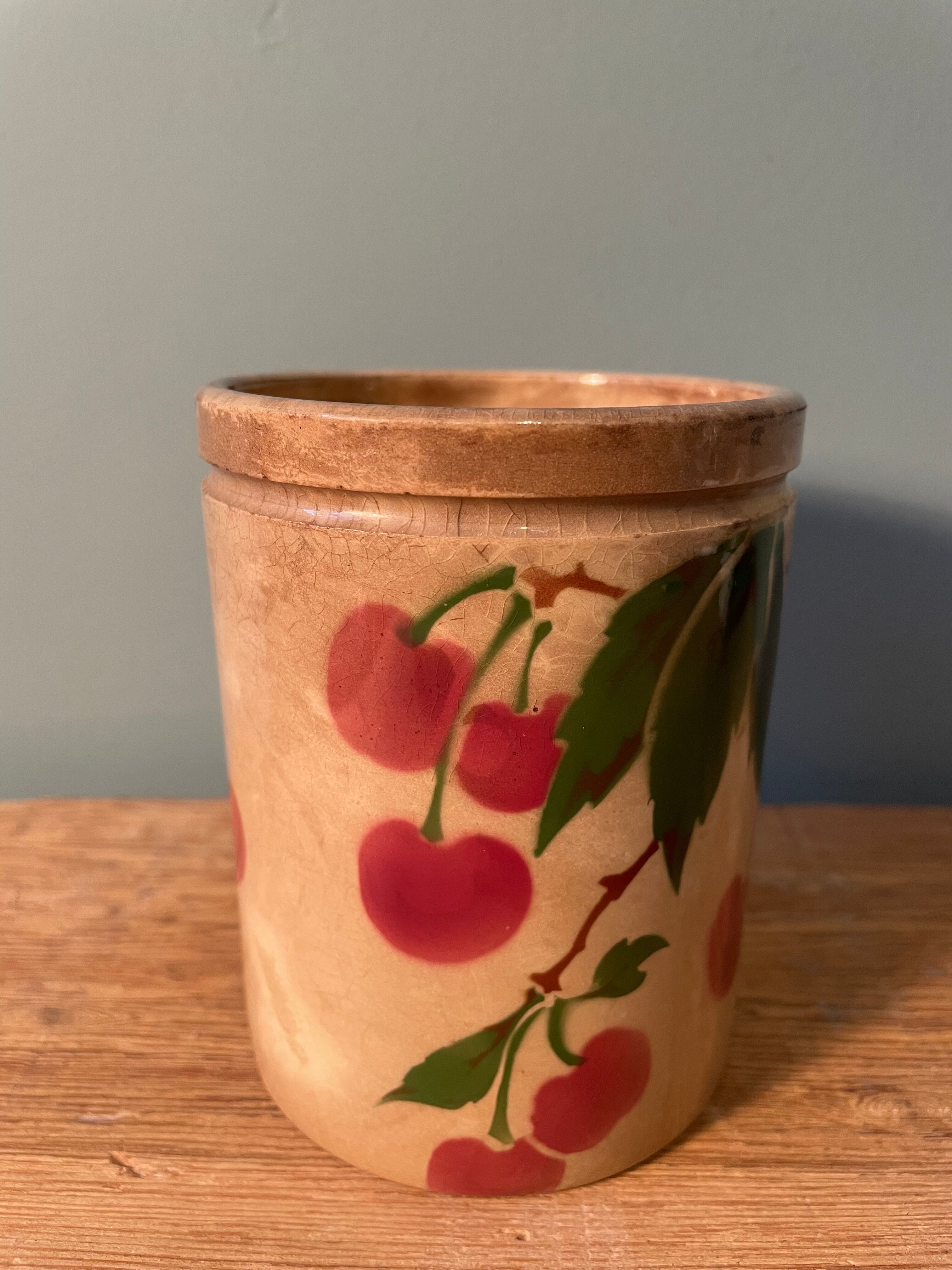 Keller and Guérin Lunéville jam jar