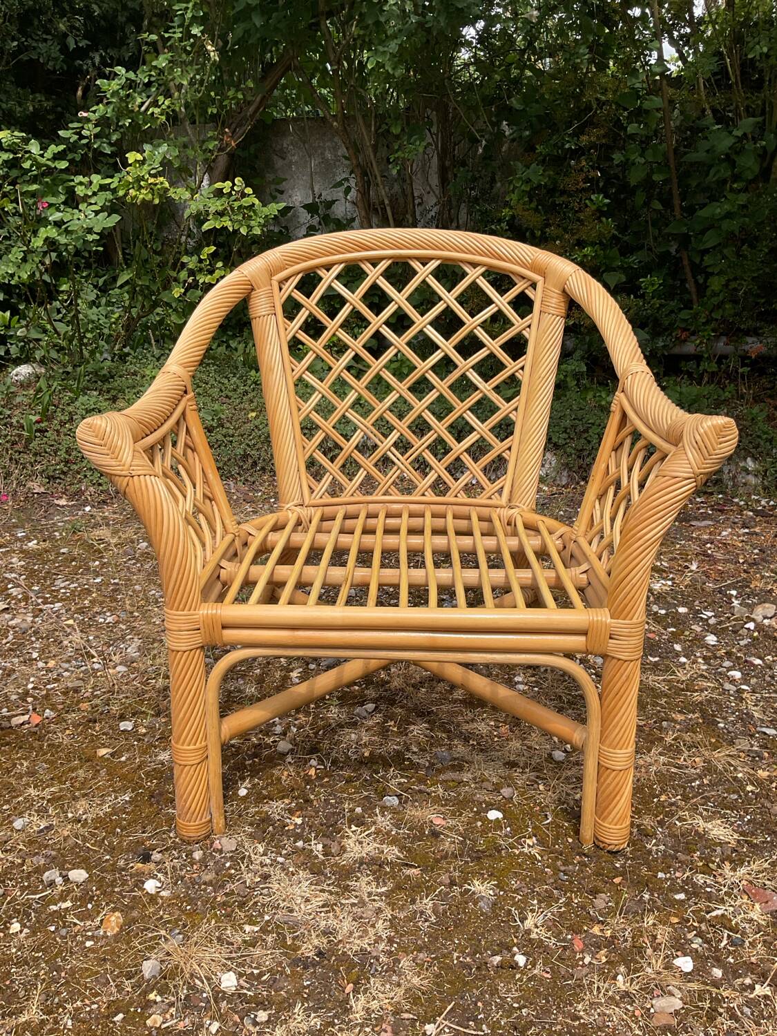 70s rattan lounge