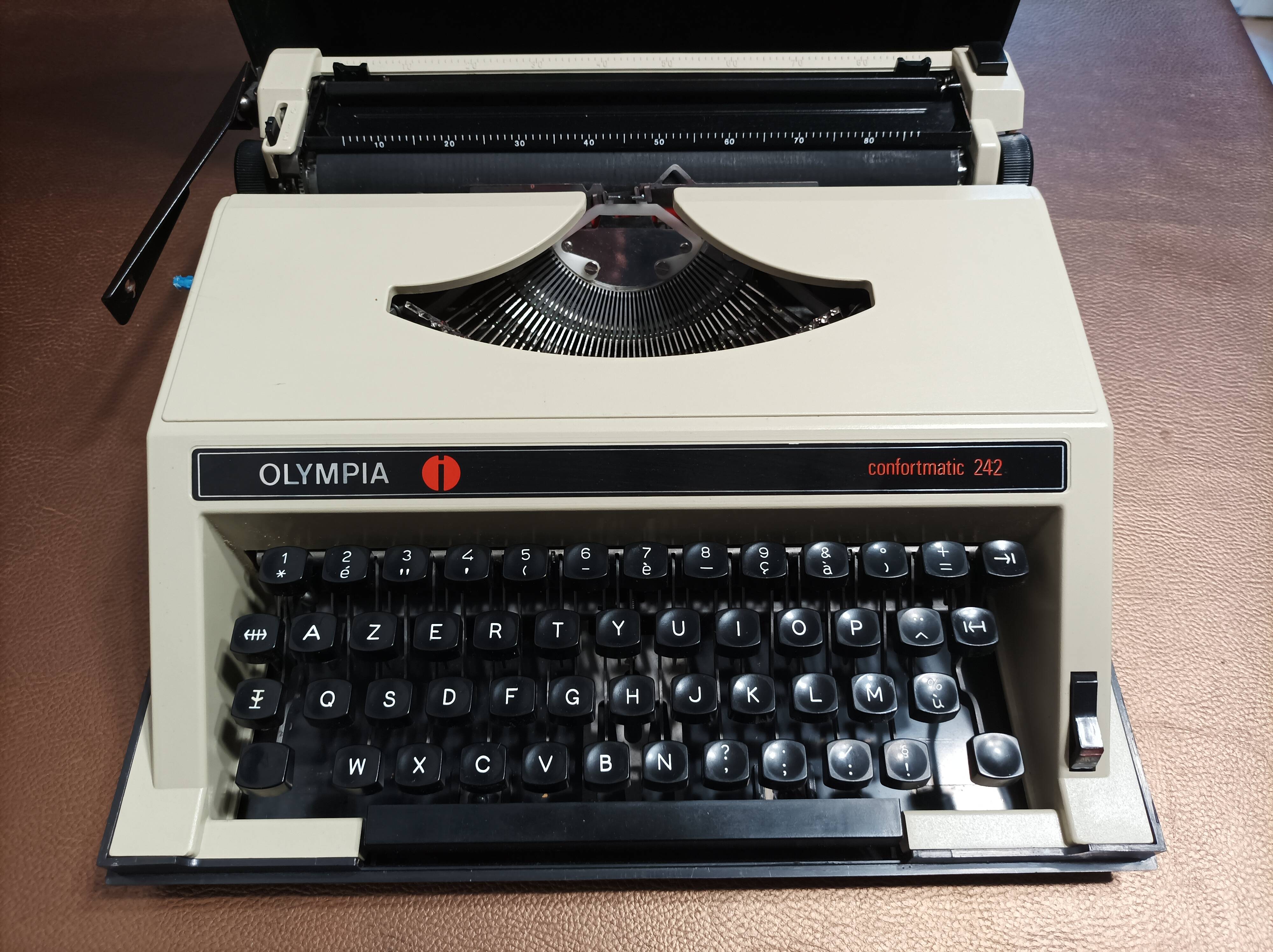 Olympia Conformatic 242