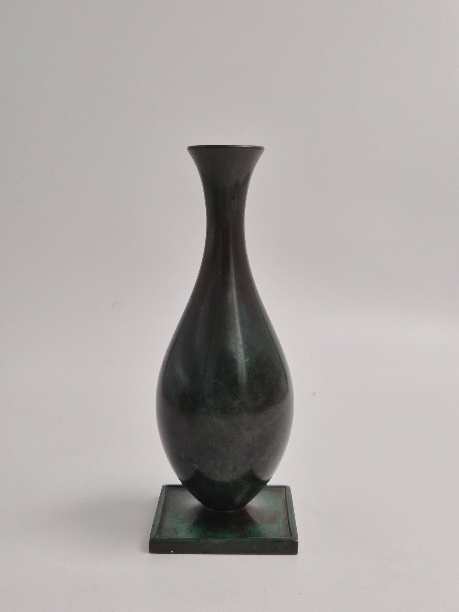 Jacob Ängman for GAB, solid bronze vase, Swedish grace / Art Deco