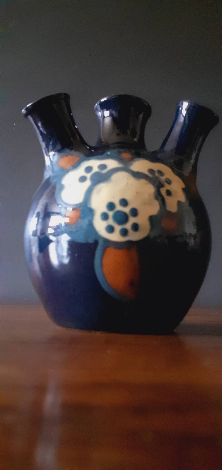 Art Deco ceramic vase signed Paul Jacquet, 1925