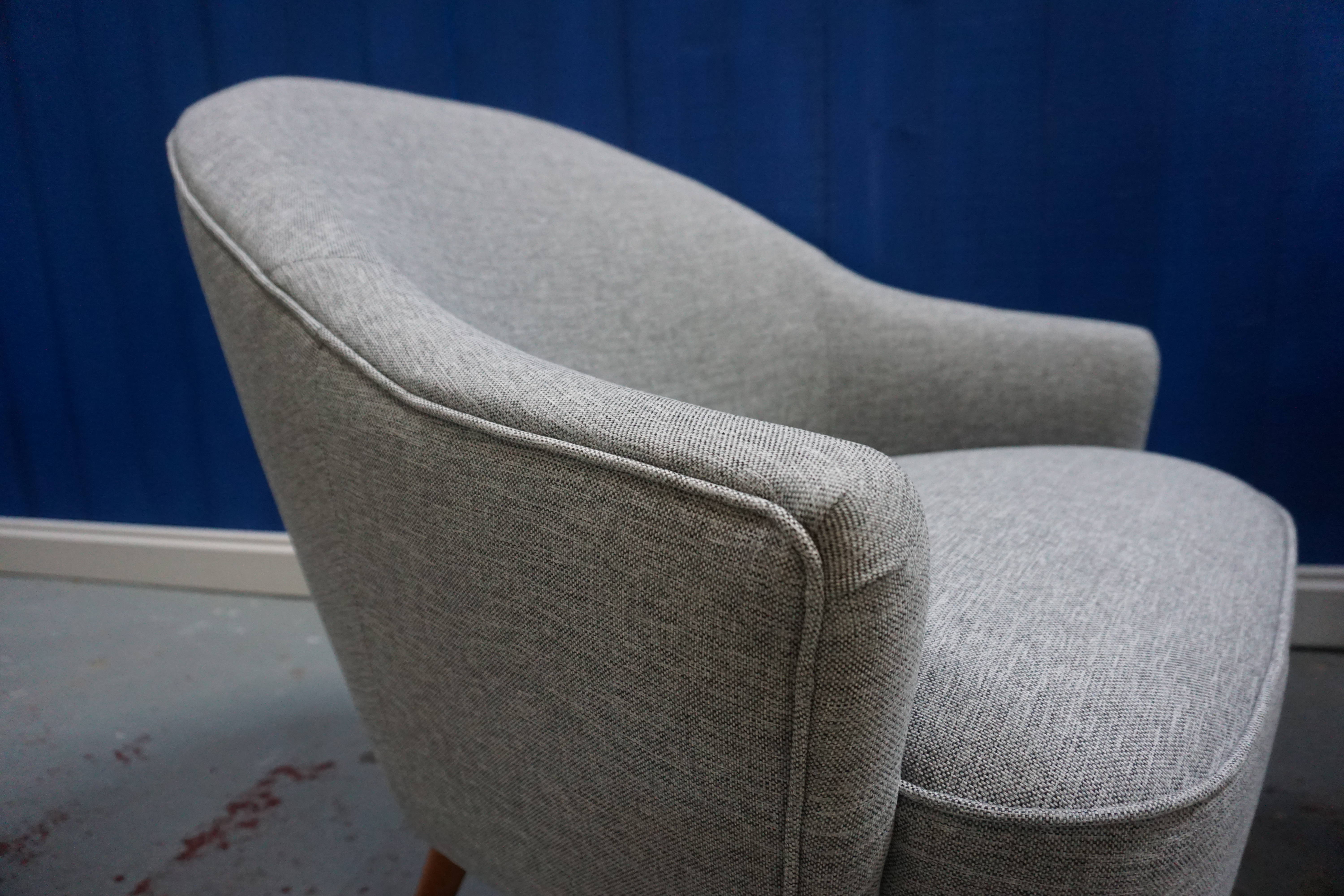 Paire de fauteuils 1950