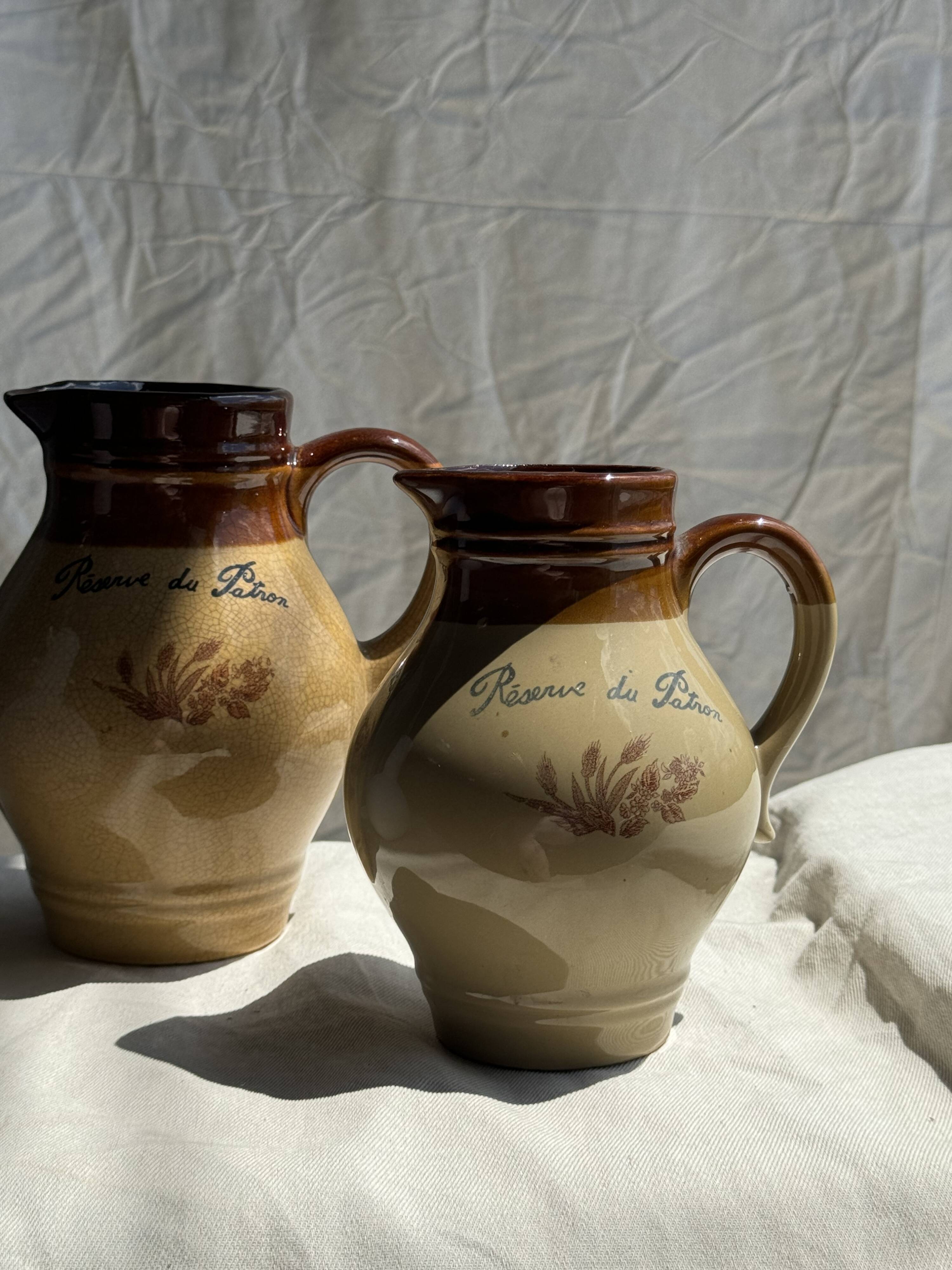 Large reserve pitcher of the boss h19