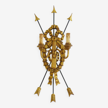 Very large vintage Empire style wall light with 3 arrows 2 lights in gilded wood and metal. 75cm