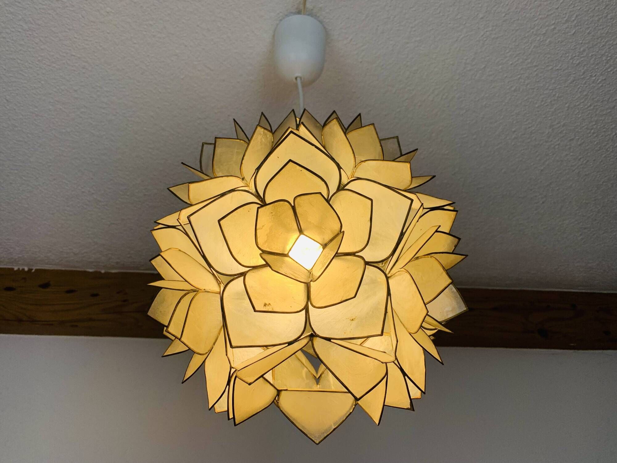 Mother-of-pearl flower suspension Rausch Capiz Germany, 70s