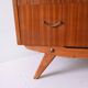 Commode scandinave avec poignées en métal