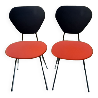 2 ant chairs in black and red skaï feet in black metal