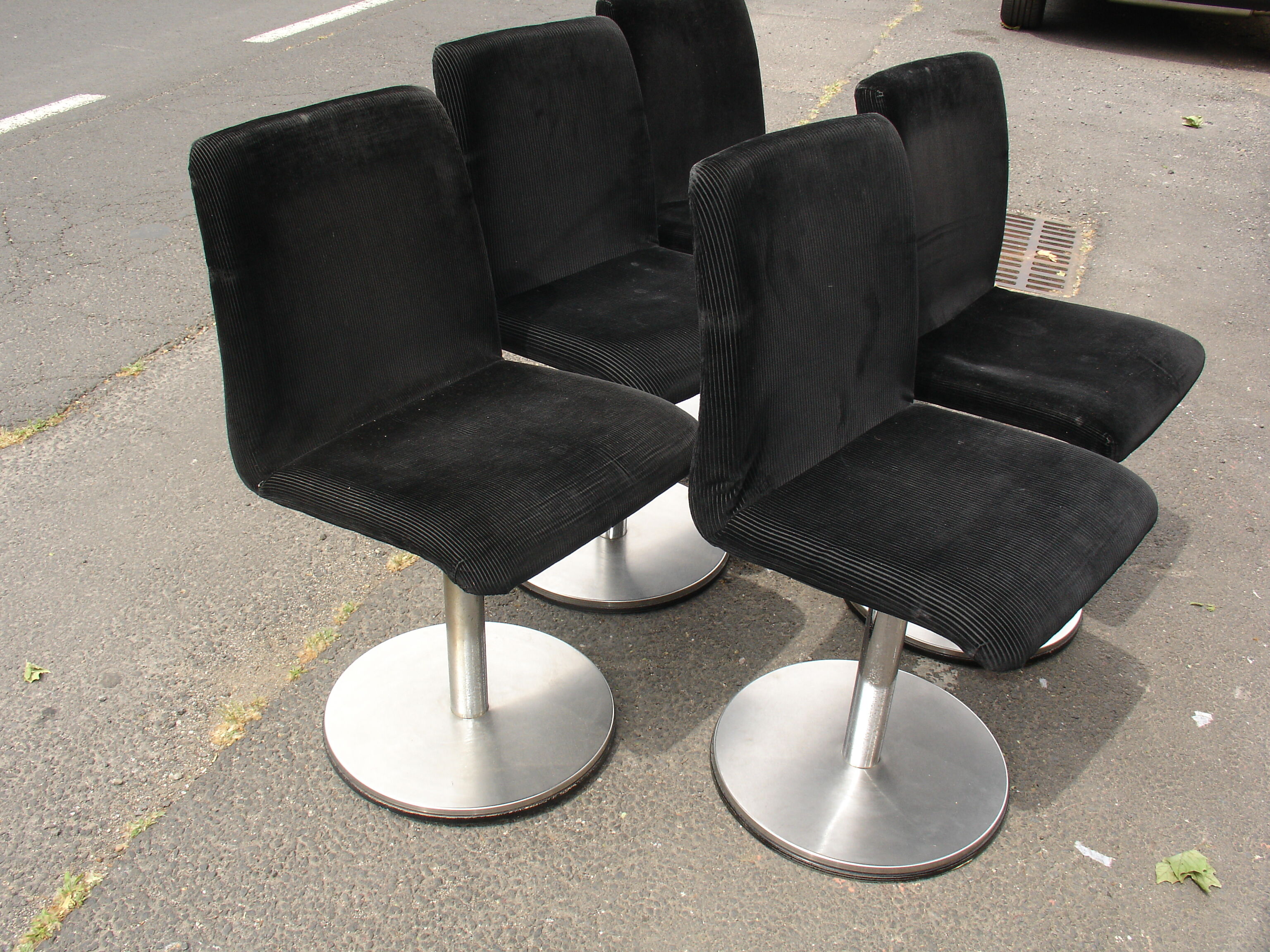 Série de 5 chaises pivotantes vers 1970