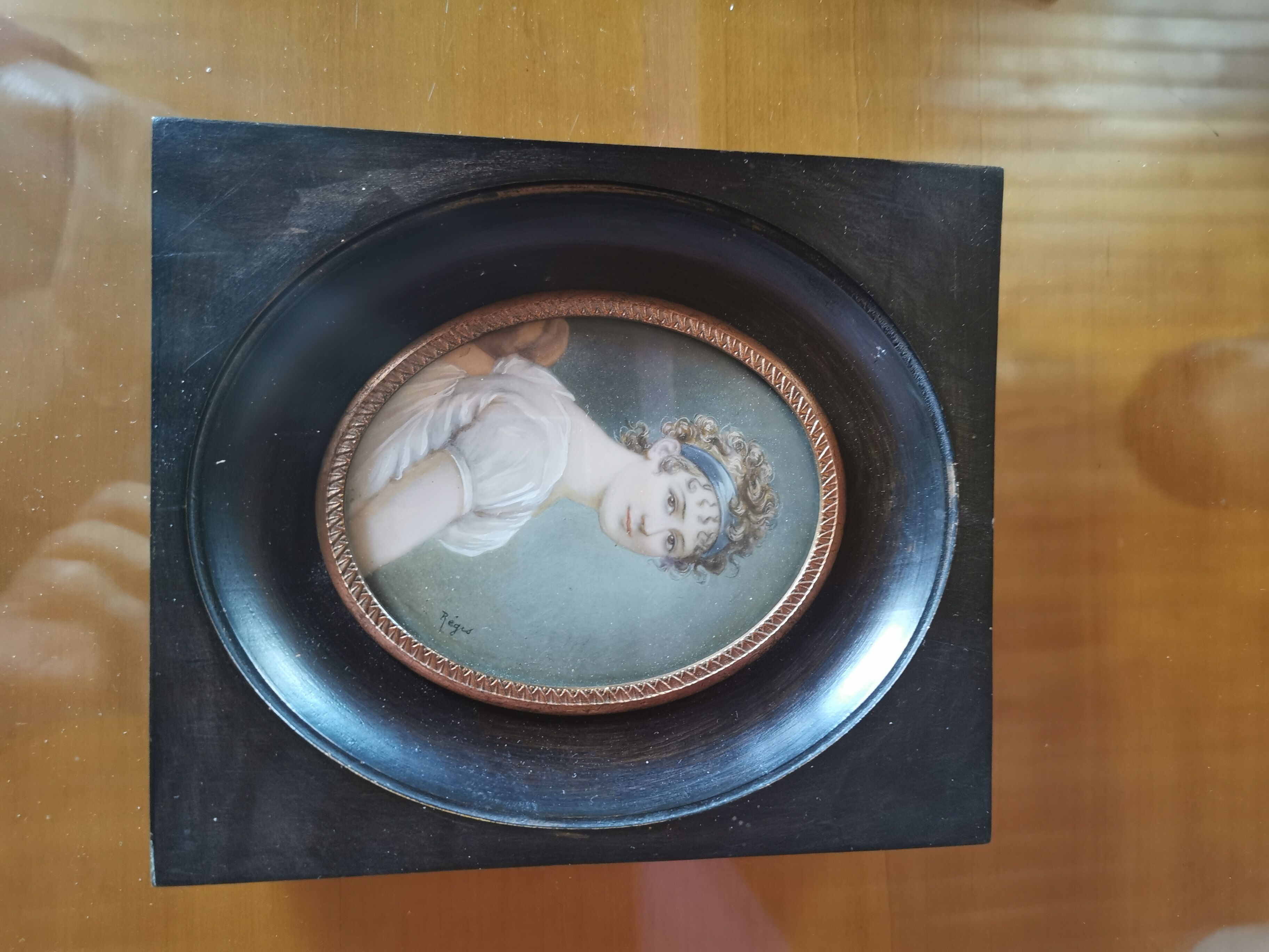Miniature painted Juliette récamier