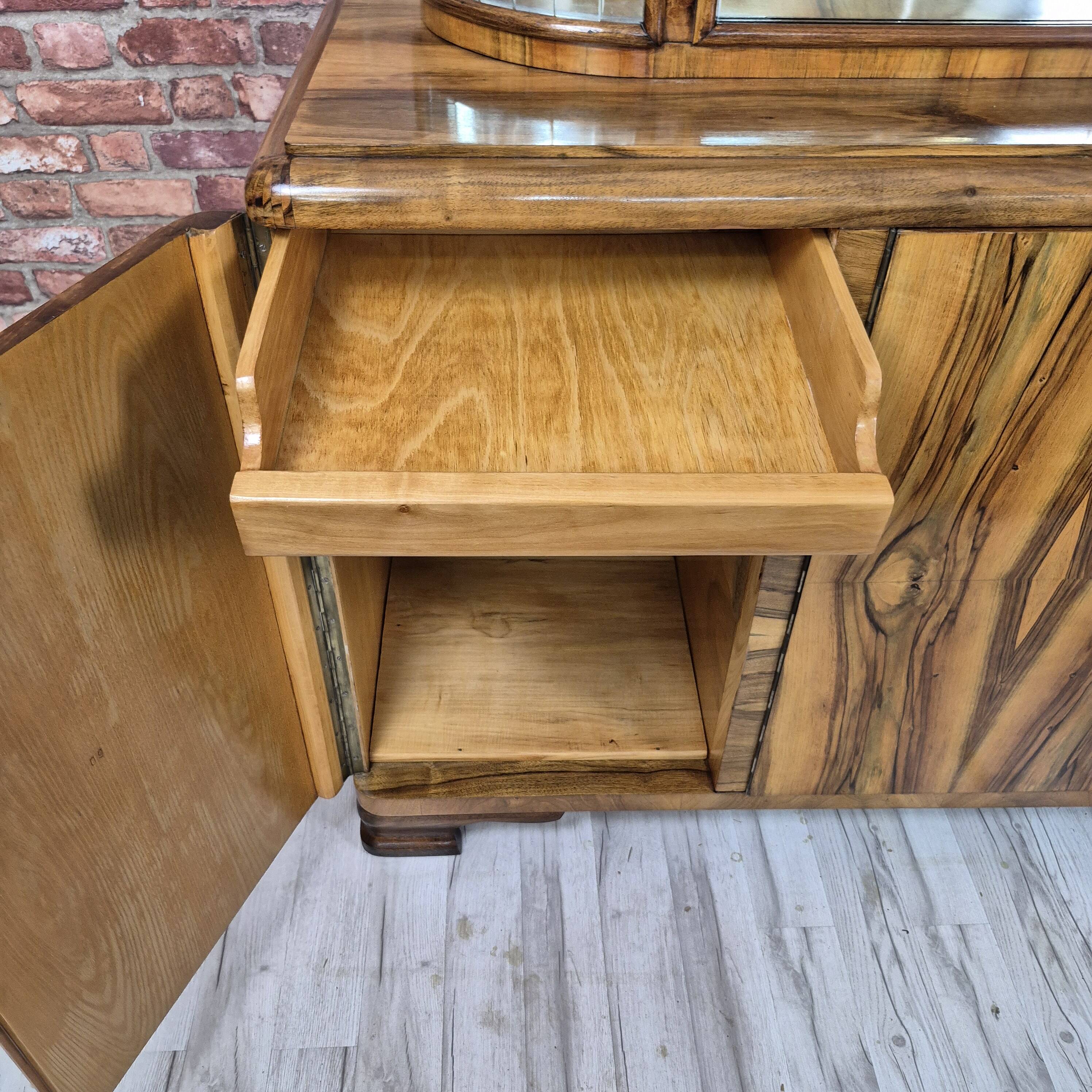 Exceptional Art Deco Walnut Sideboard with Slatted Glass Display - 1930s Fu