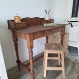 Antique solid wood desk with tiers – metal handles