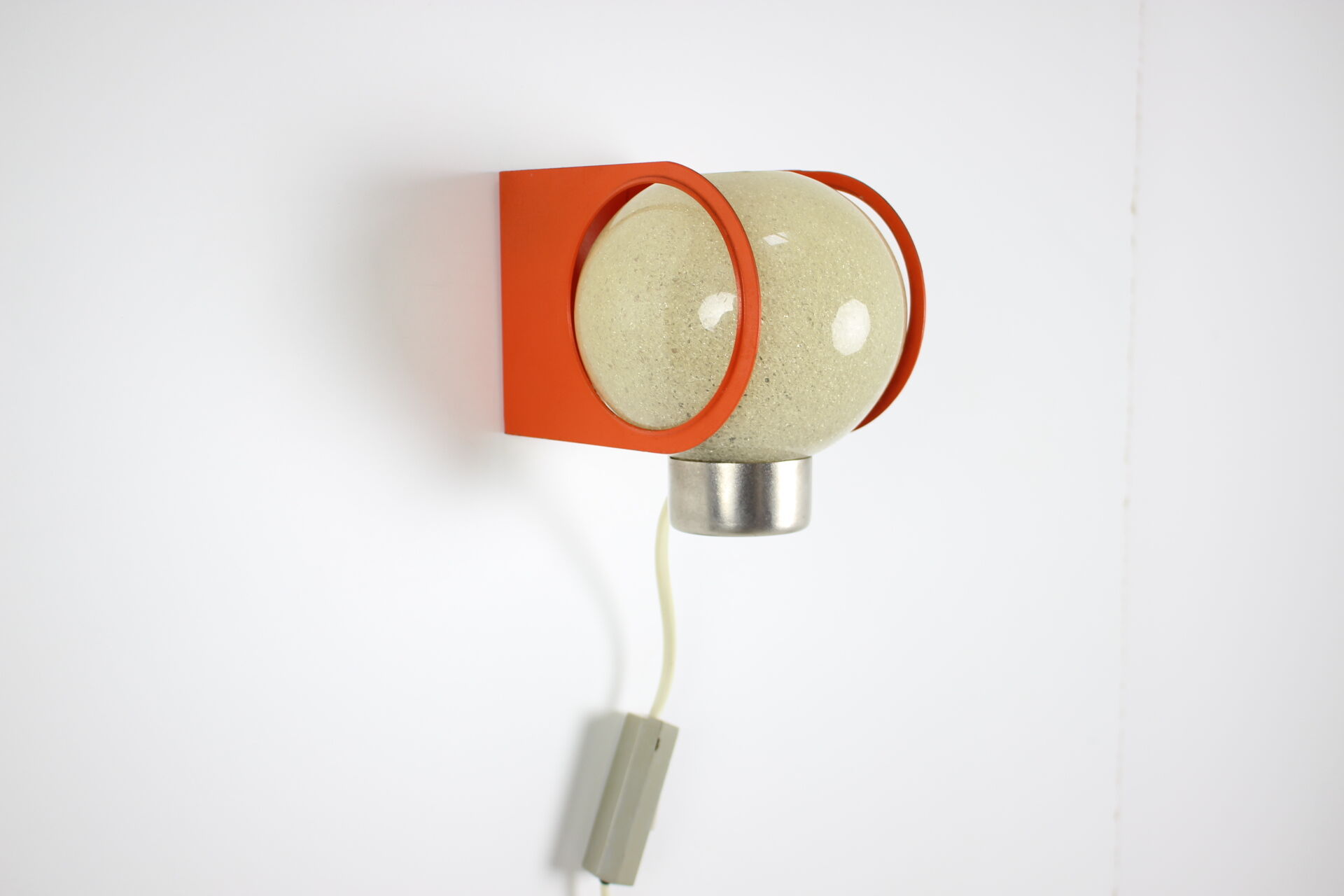 Mid-century wall lamp/ Pokrok Žilina, 1970's.