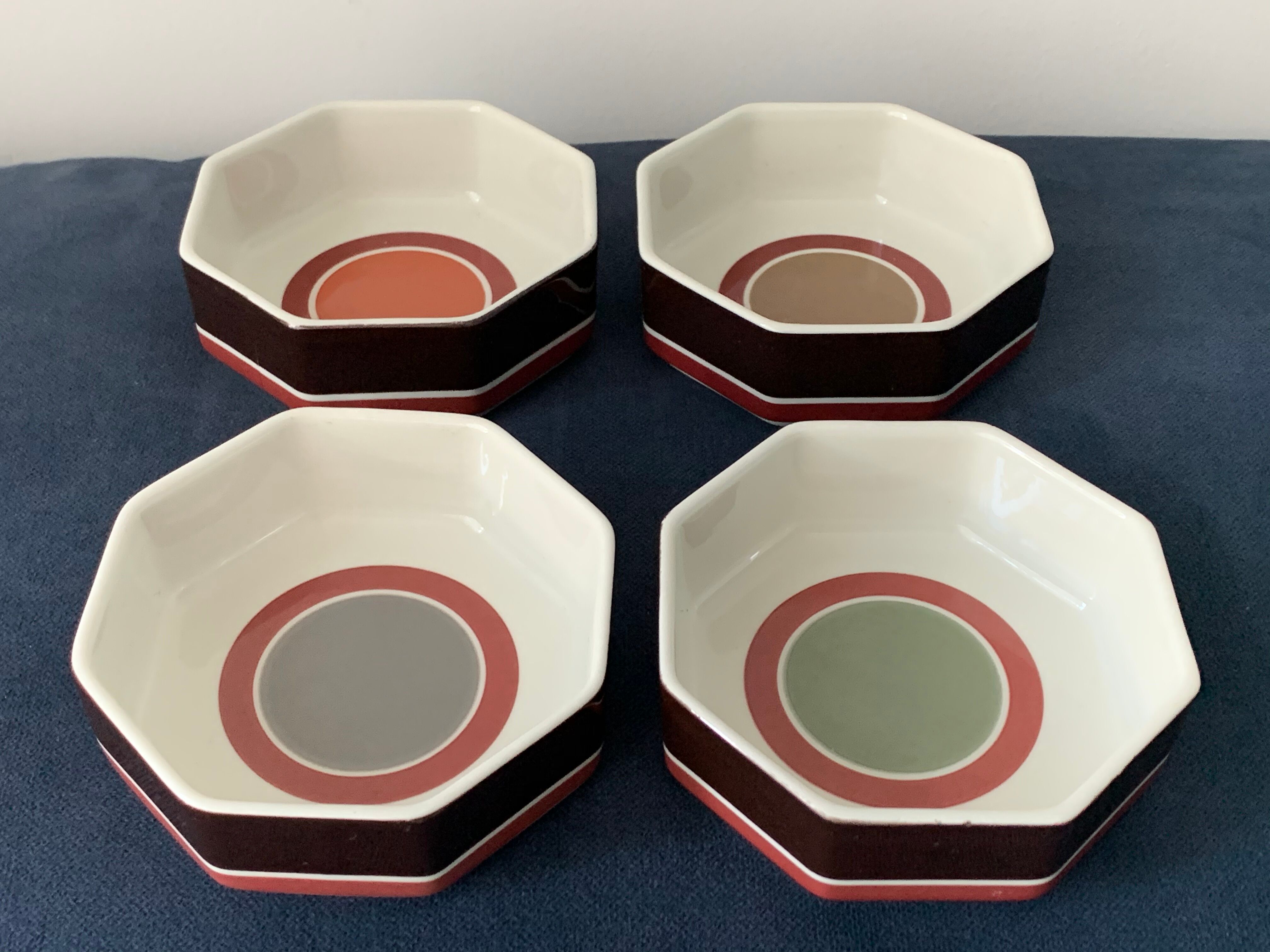 Service 4 people Avant Garde de Villeroy and Boch 1970