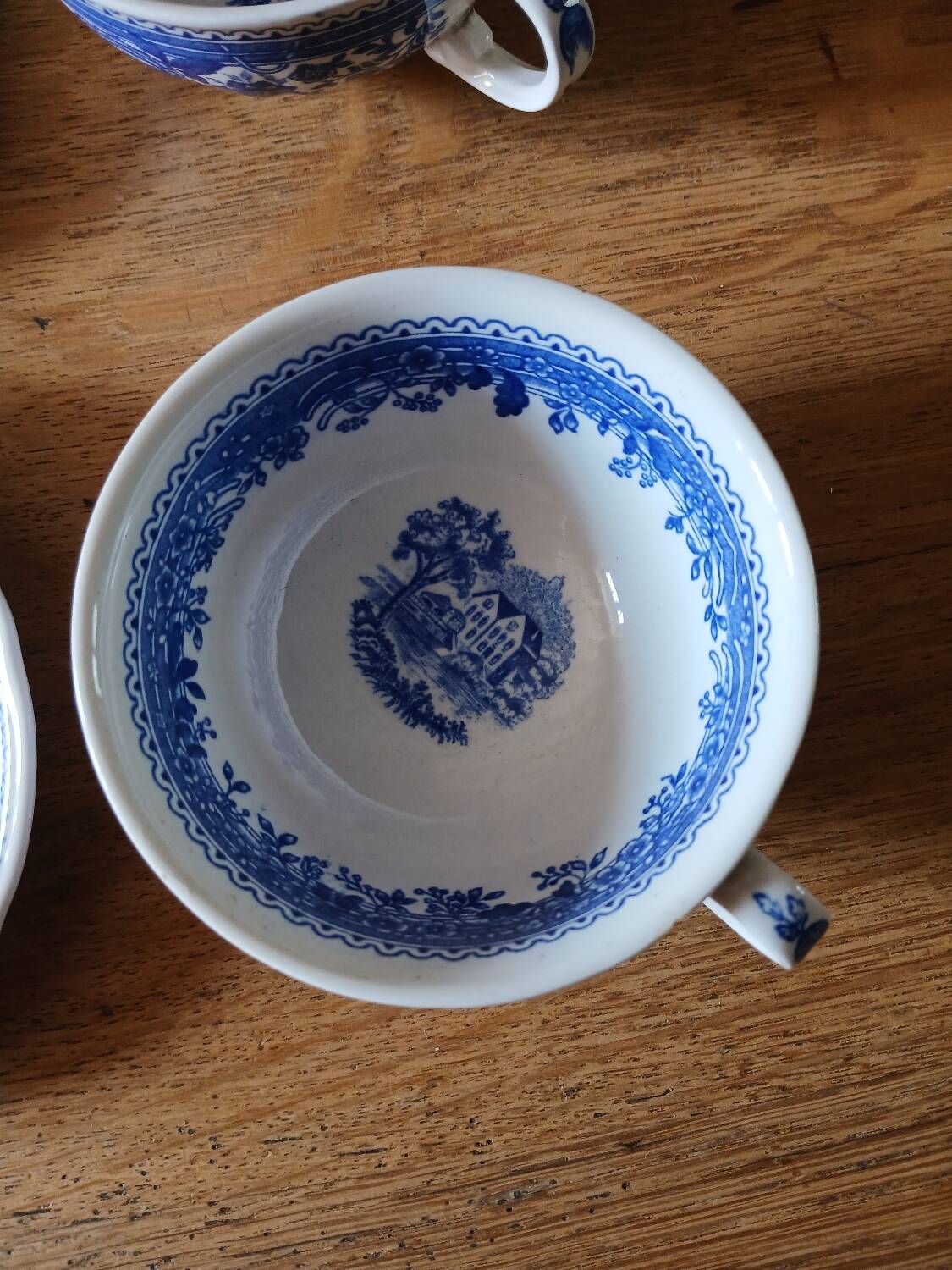 2 old Villeroy and Boch cups