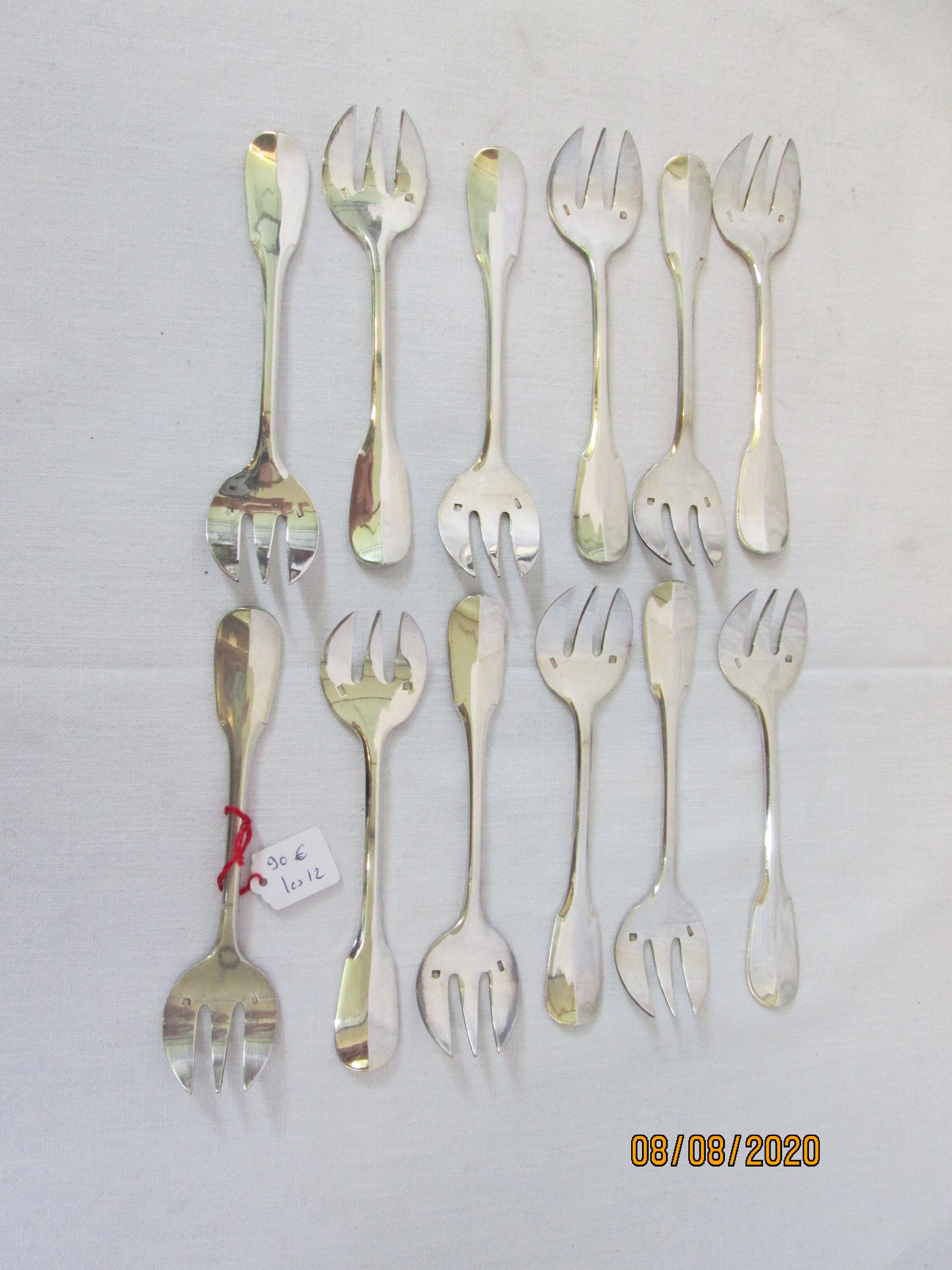 12 silver metal oyster forks