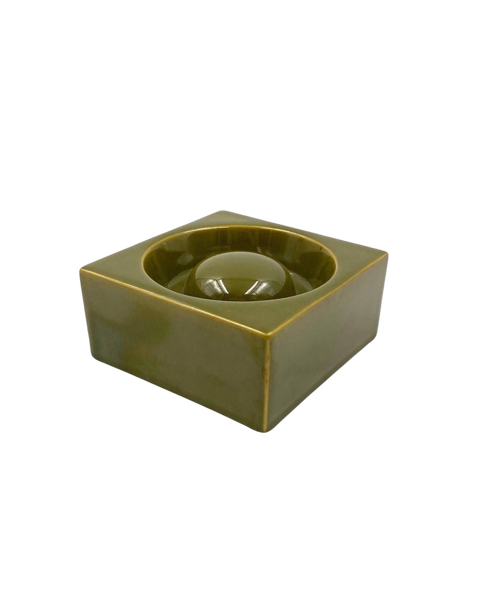 Mid-century green ceramic ashtray, Sicart Italy 1969