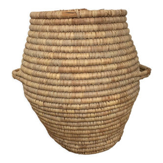 Straw basket