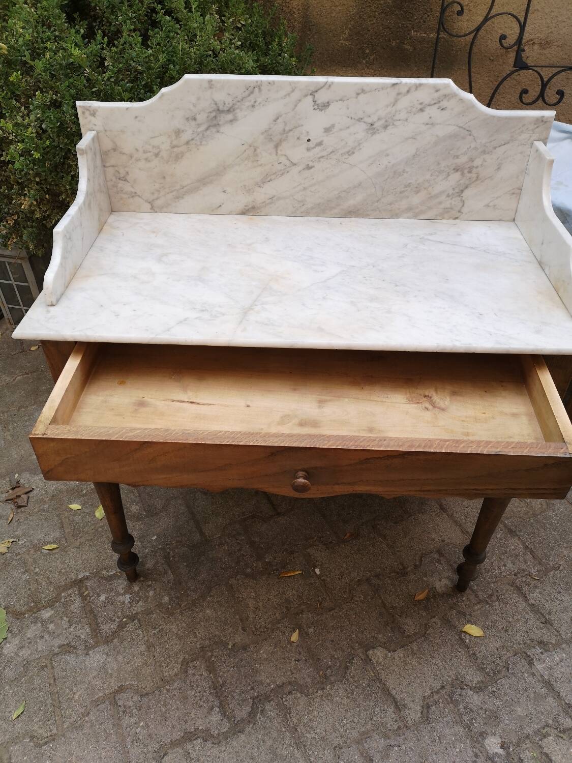 Marble dressing table
