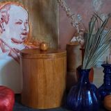 Vintage varnished solid blond wood box