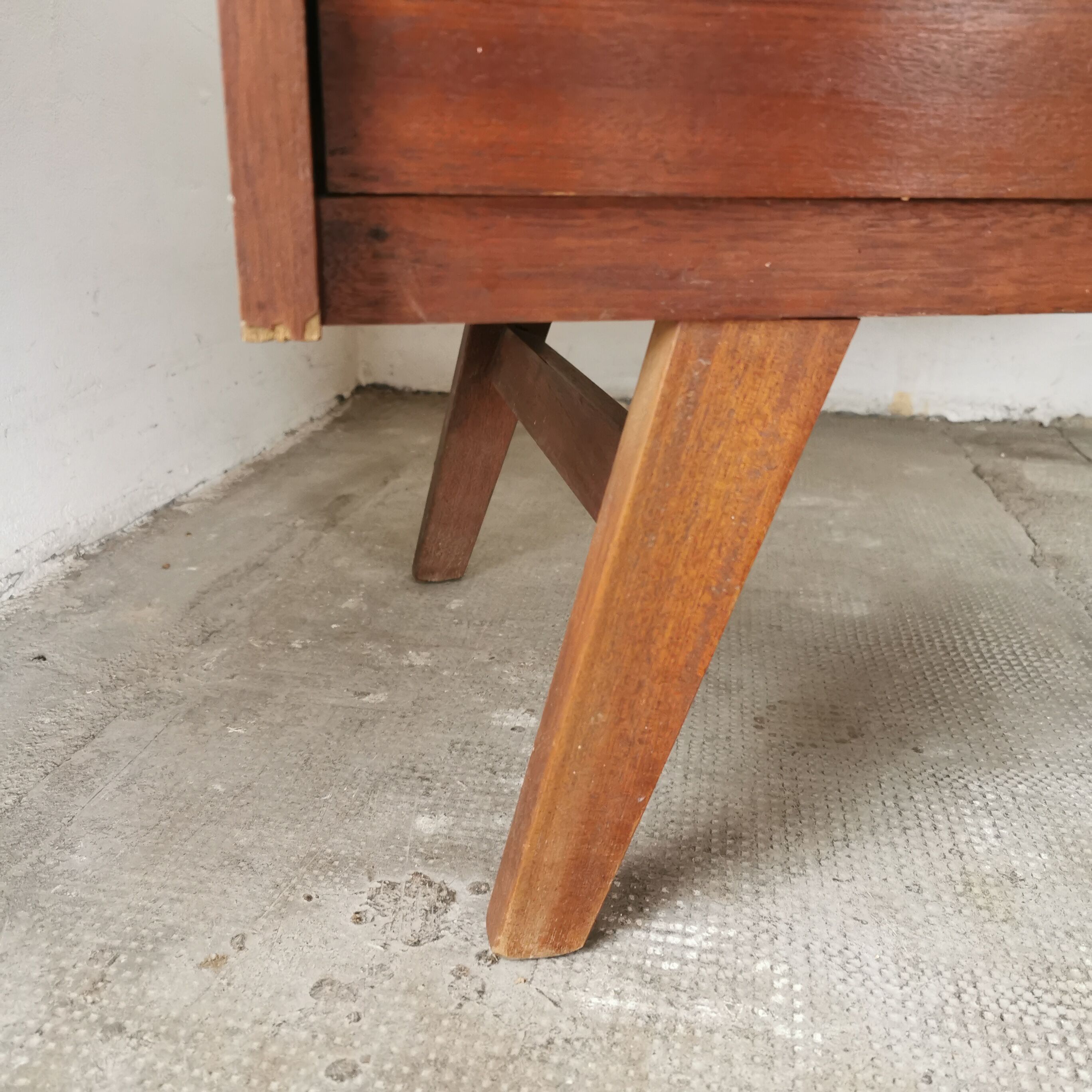Vintage compass foot chest of drawers