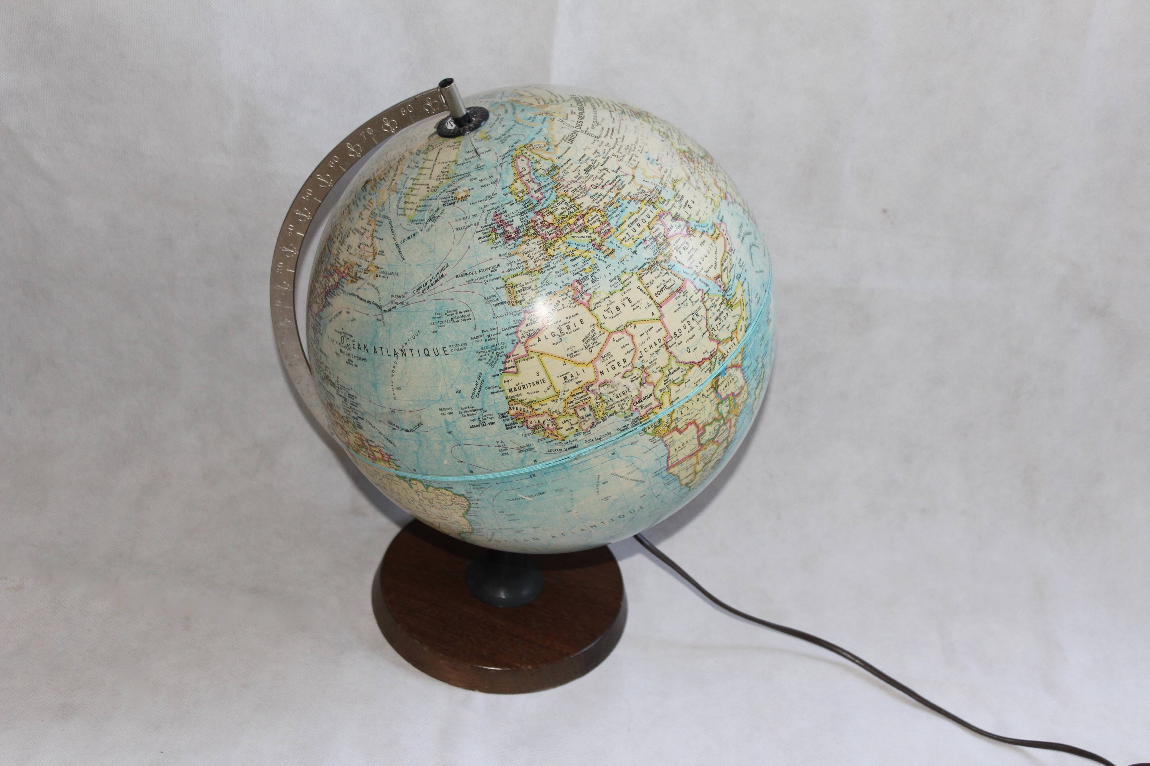 Globe land vintage 1970