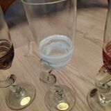 Lot de verres artisanaux , Palais du verre