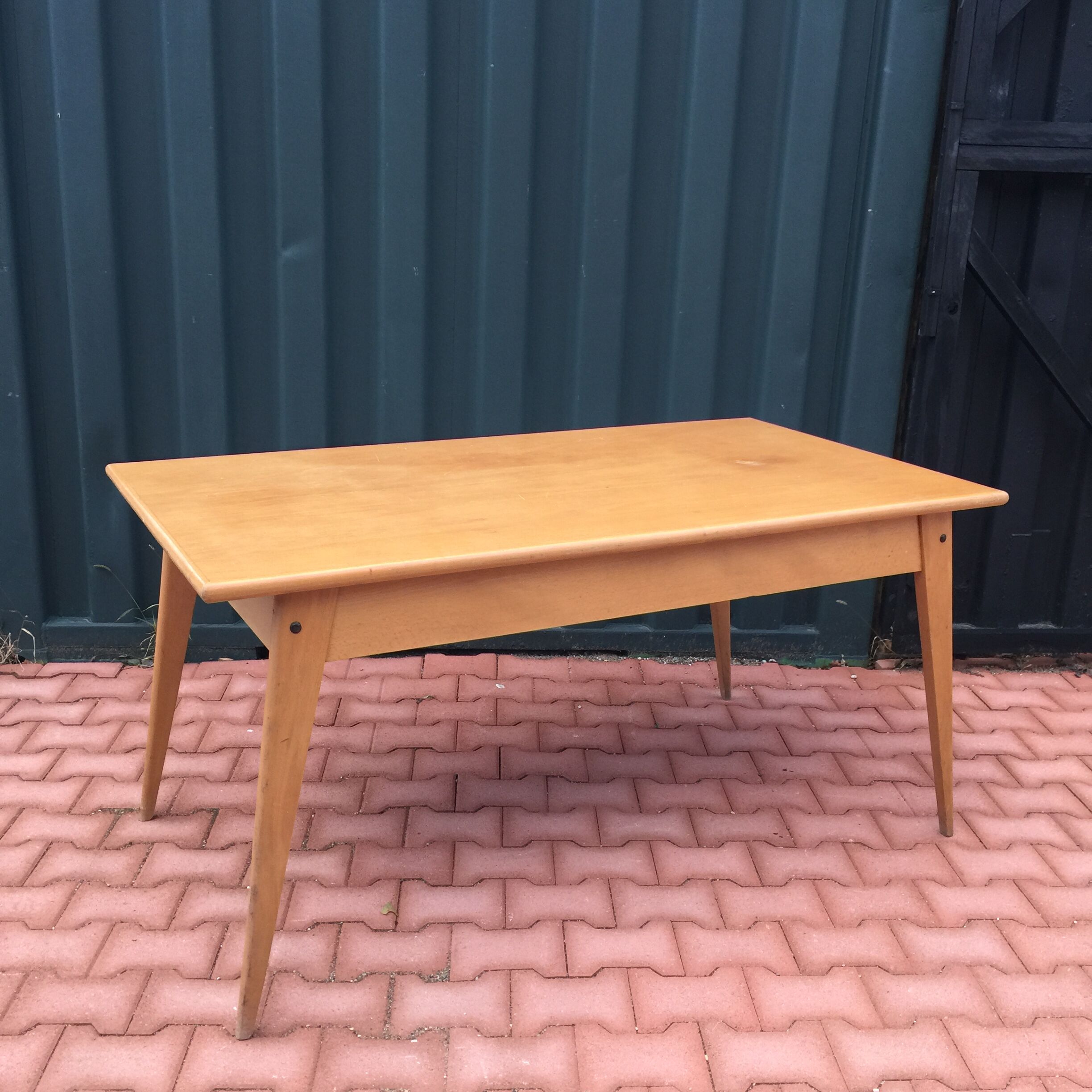 Dining table compass legs 6 places