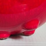Vase tripode céramique à l'émail rouge vif vintage