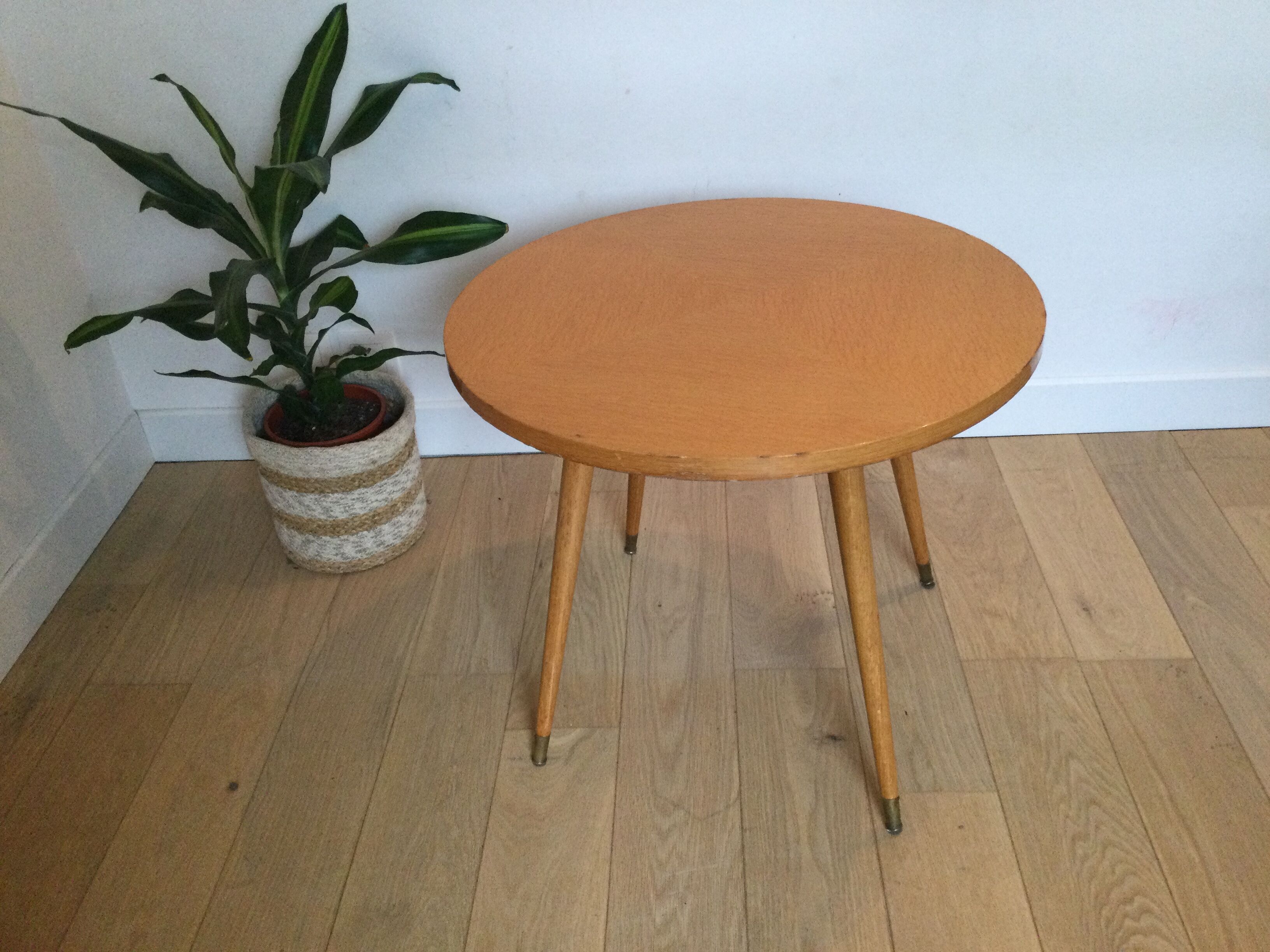 Scandinavian coffee table compass feet