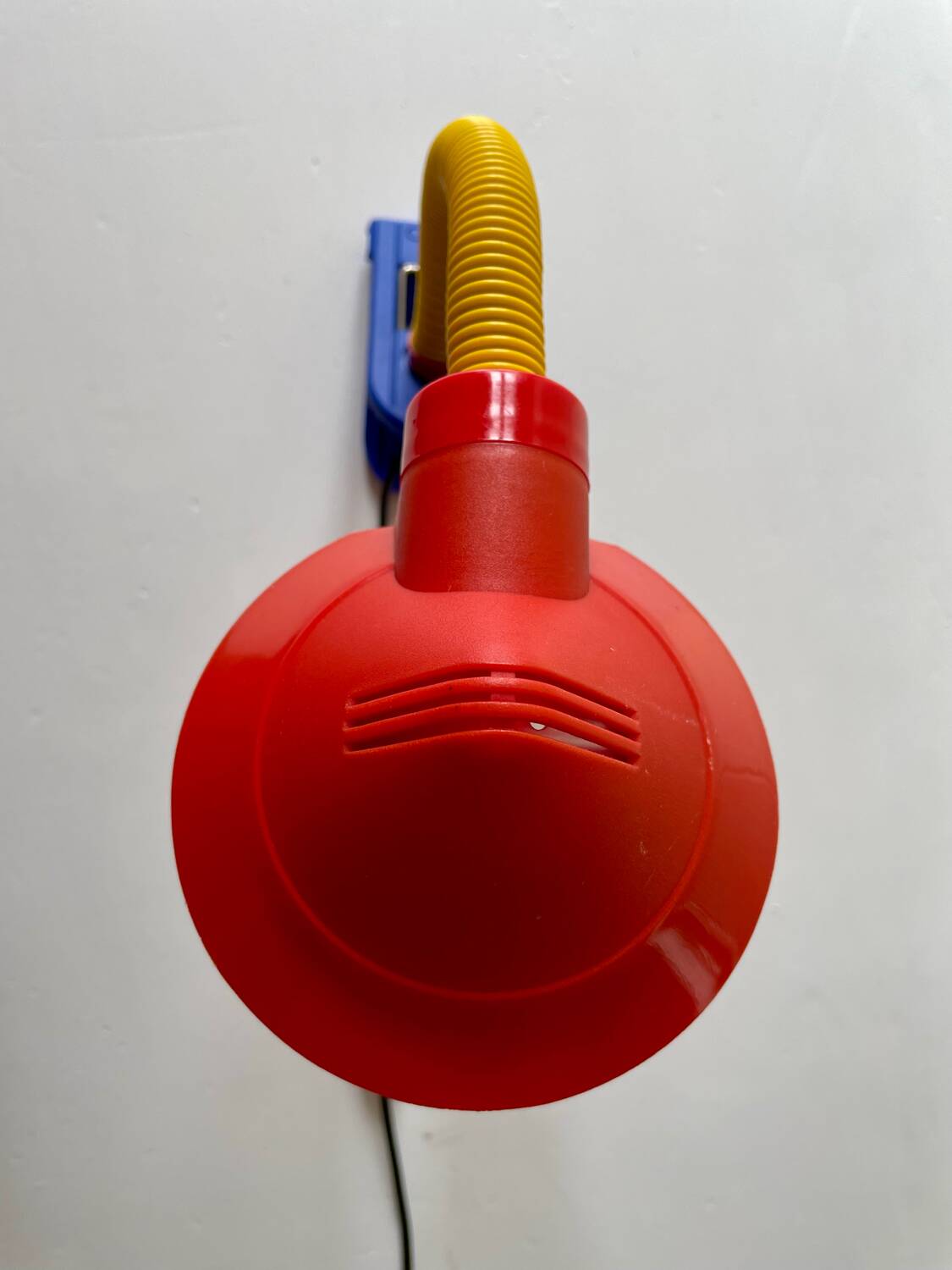 Articulated Memphis style clamp lamp