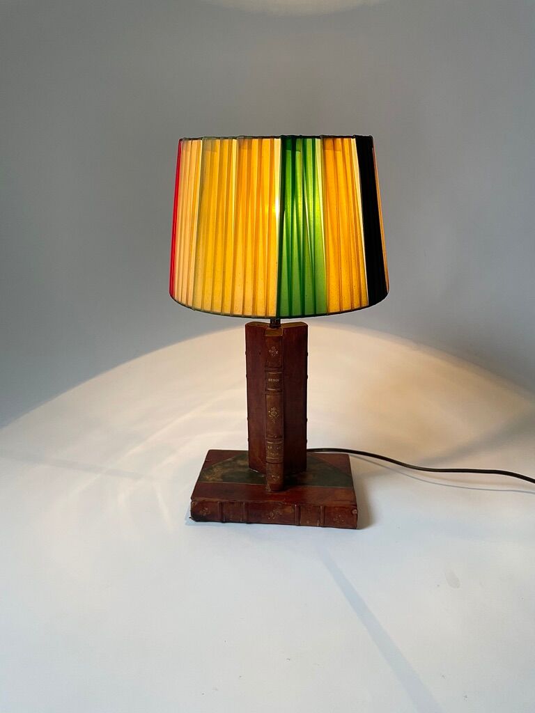 leather-laying lamp